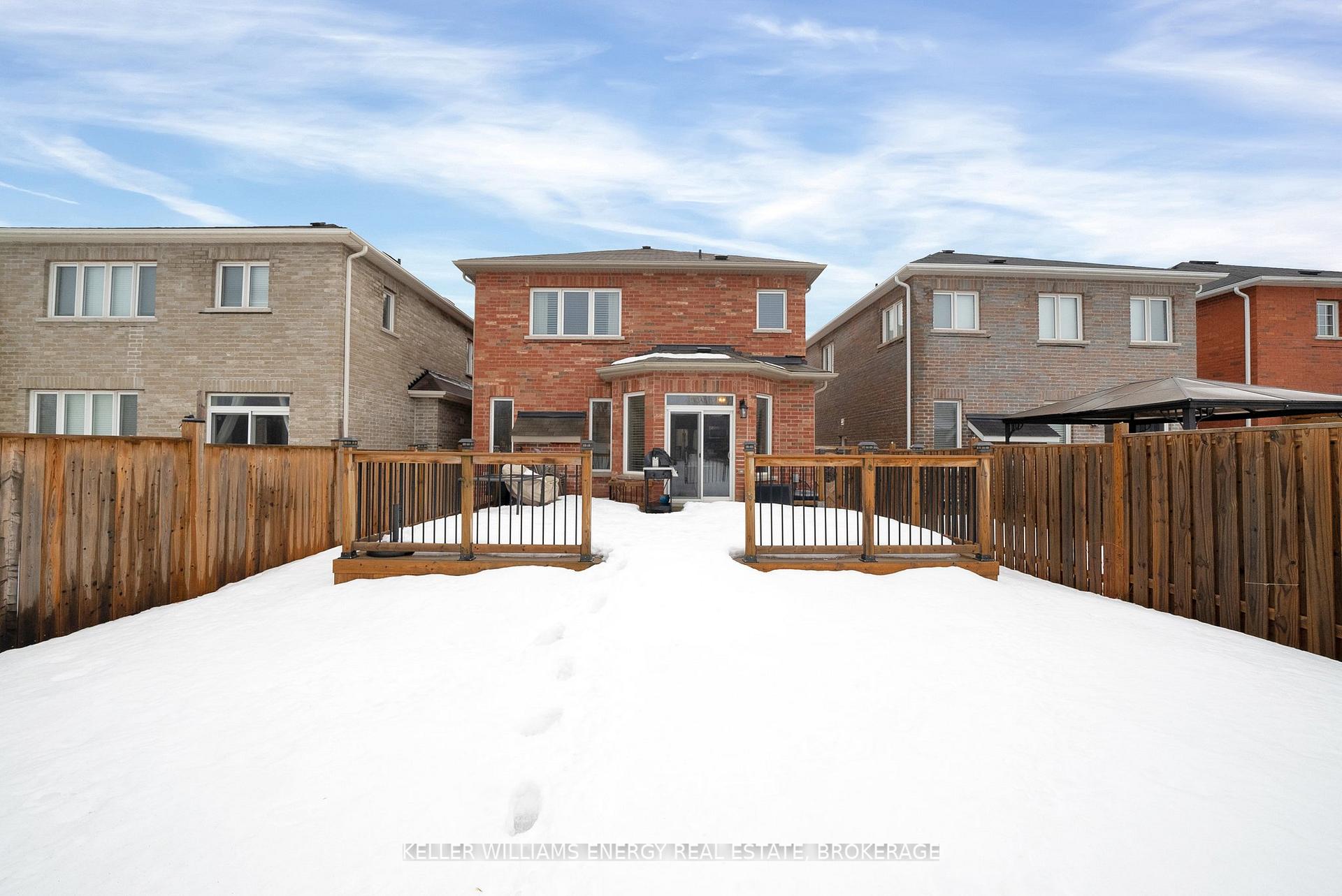 Photo 21 of 35 Noden Crescent, Clarington, Newcastle — HOMEH