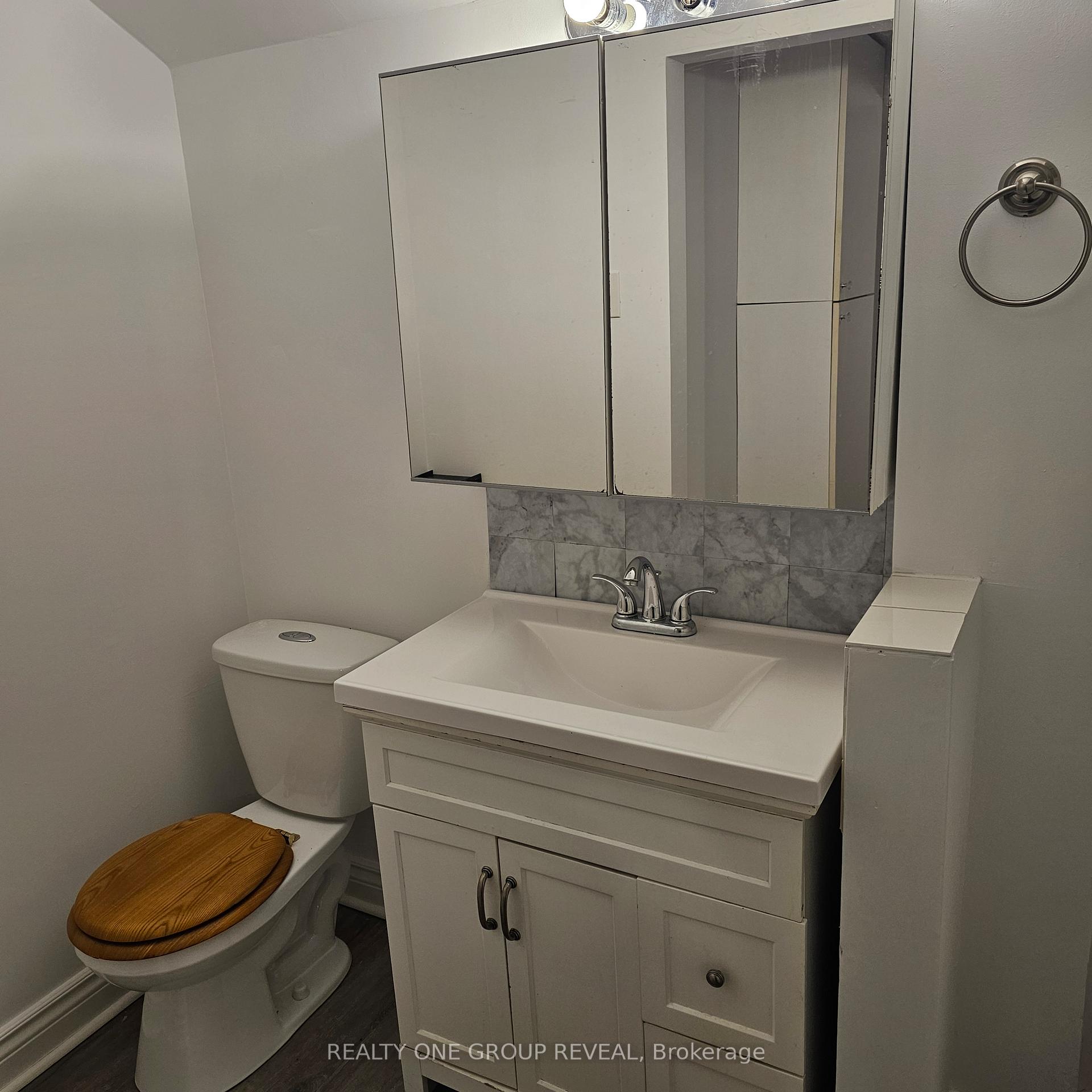 Photo 5 of Unit BSMT, 4 Pittman Crescent, Ajax, Northeast Ajax — HOMEH