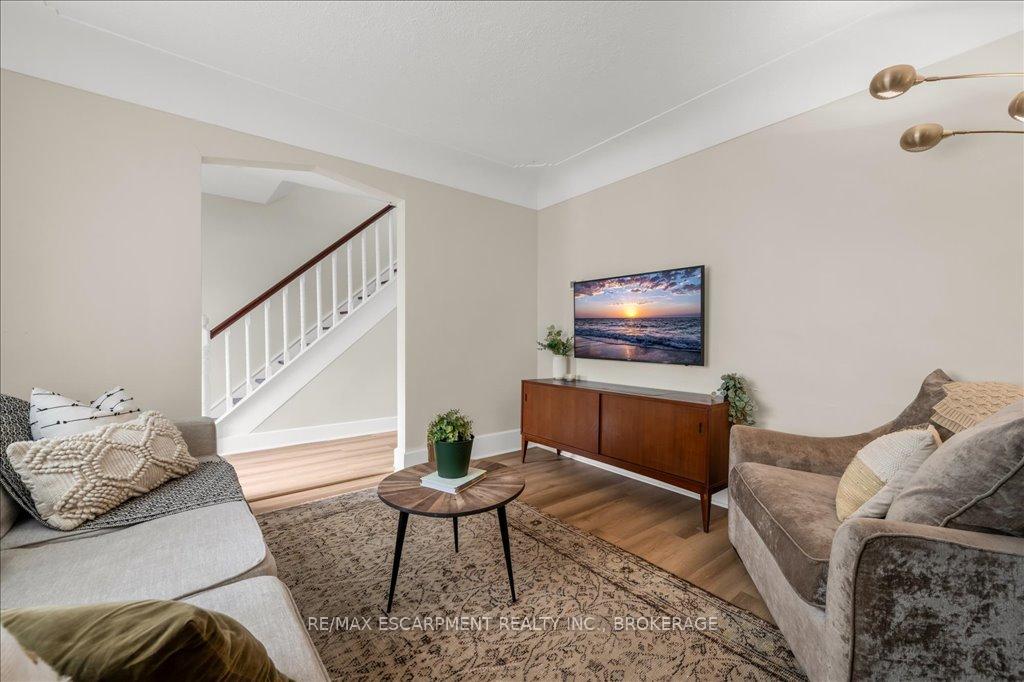 Photo 7 of 199 Paling Avenue, Hamilton, Homeside — HOMEH