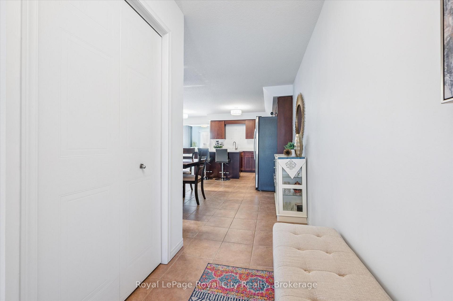 Photo 5 of 26 Hasler Crescent, Guelph, Pineridge/Westminster Woods — HOMEH
