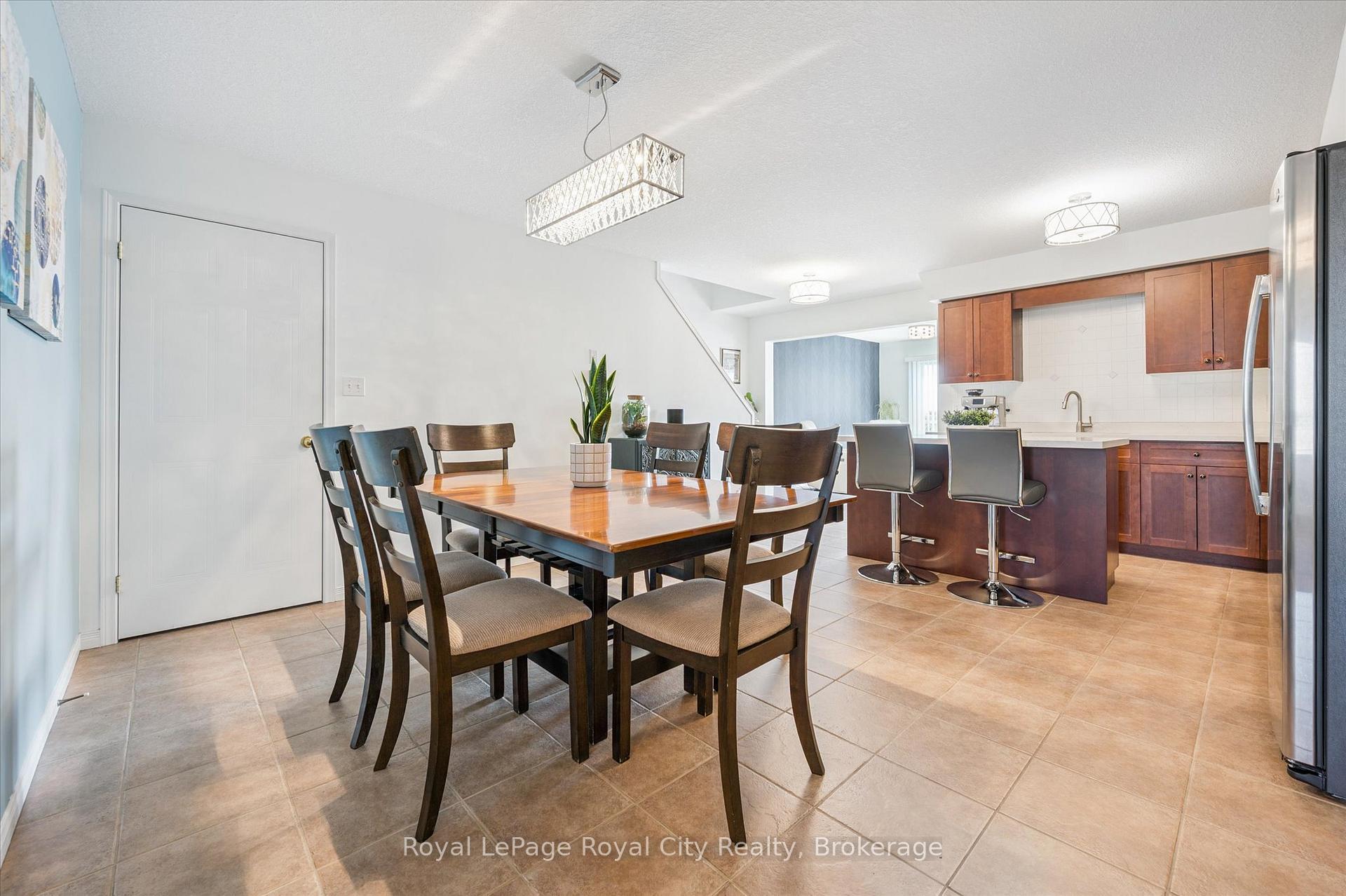 Photo 7 of 26 Hasler Crescent, Guelph, Pineridge/Westminster Woods — HOMEH