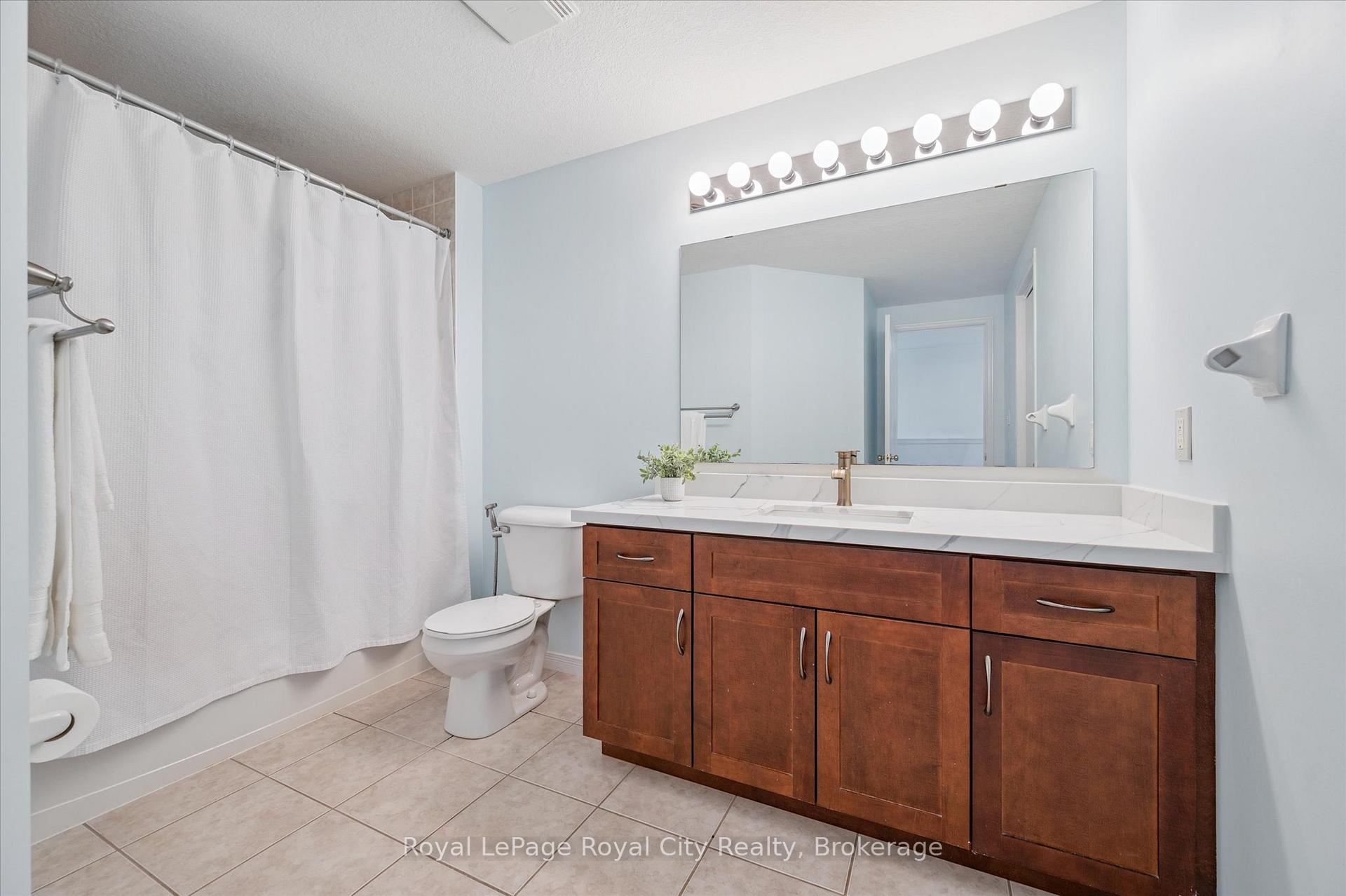 Photo 27 of 26 Hasler Crescent, Guelph, Pineridge/Westminster Woods — HOMEH