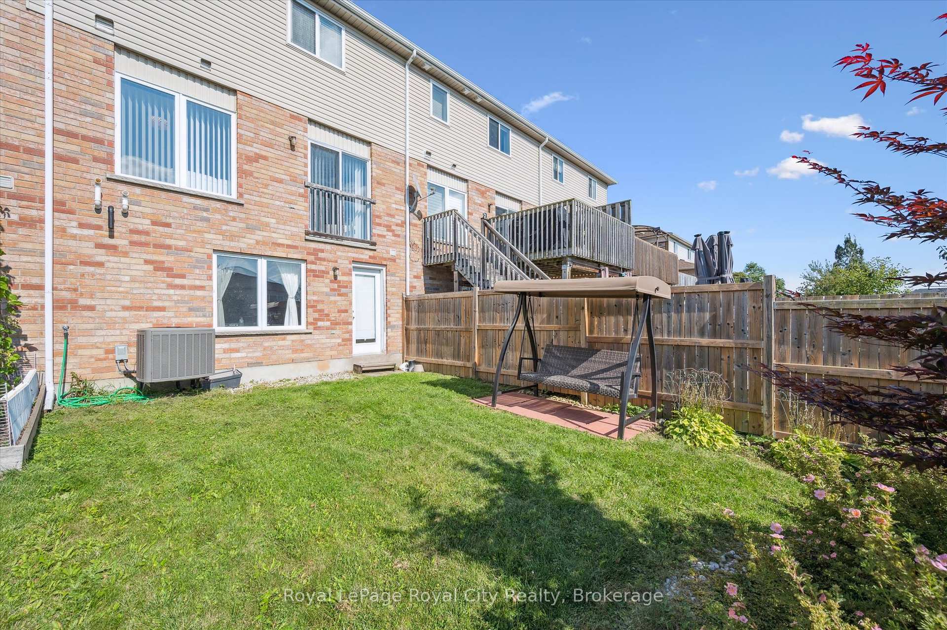 Photo 35 of 26 Hasler Crescent, Guelph, Pineridge/Westminster Woods — HOMEH