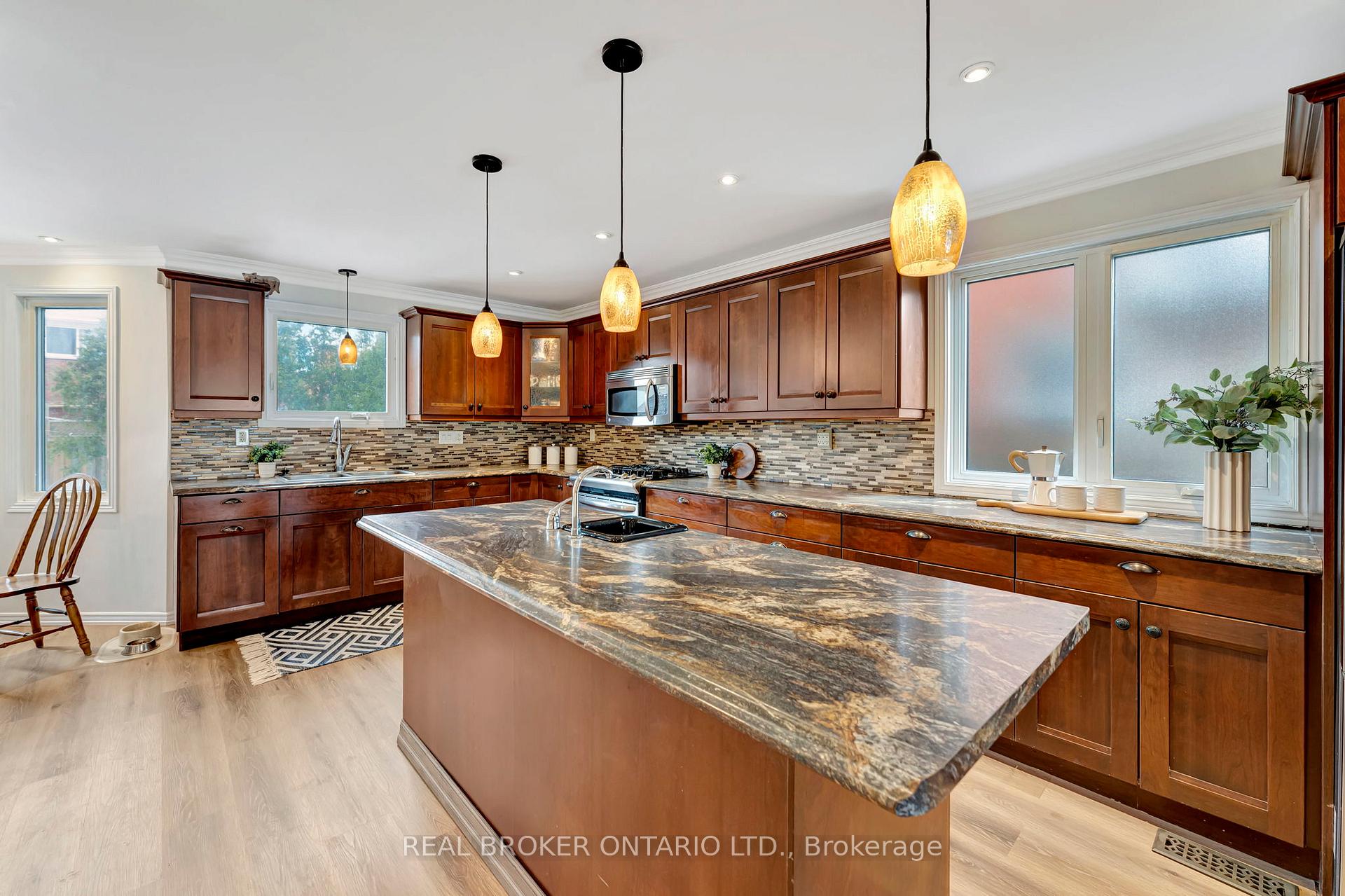 Photo 7 of 35 Josephine Drive, Hamilton, Barnstown — HOMEH