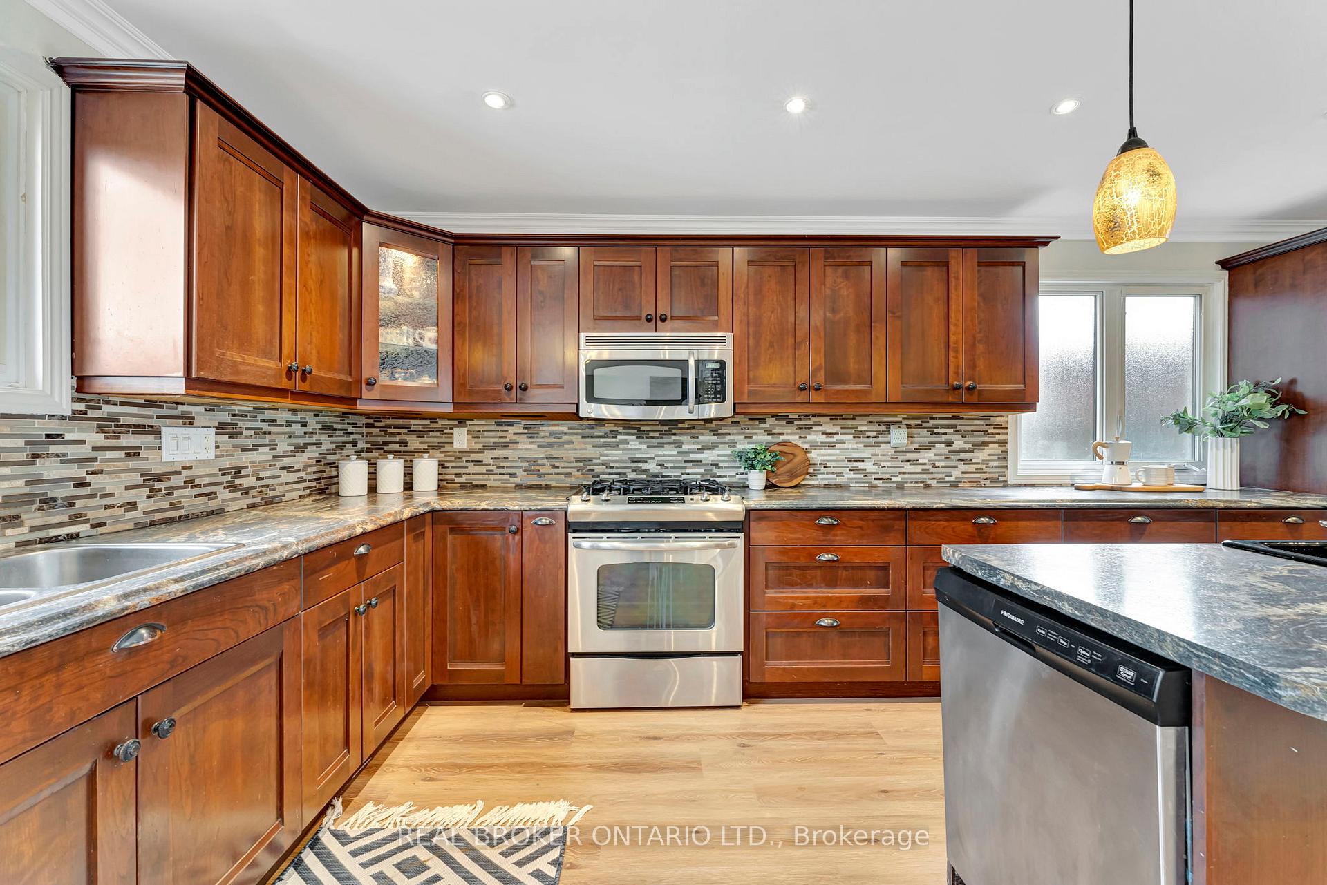 Photo 9 of 35 Josephine Drive, Hamilton, Barnstown — HOMEH