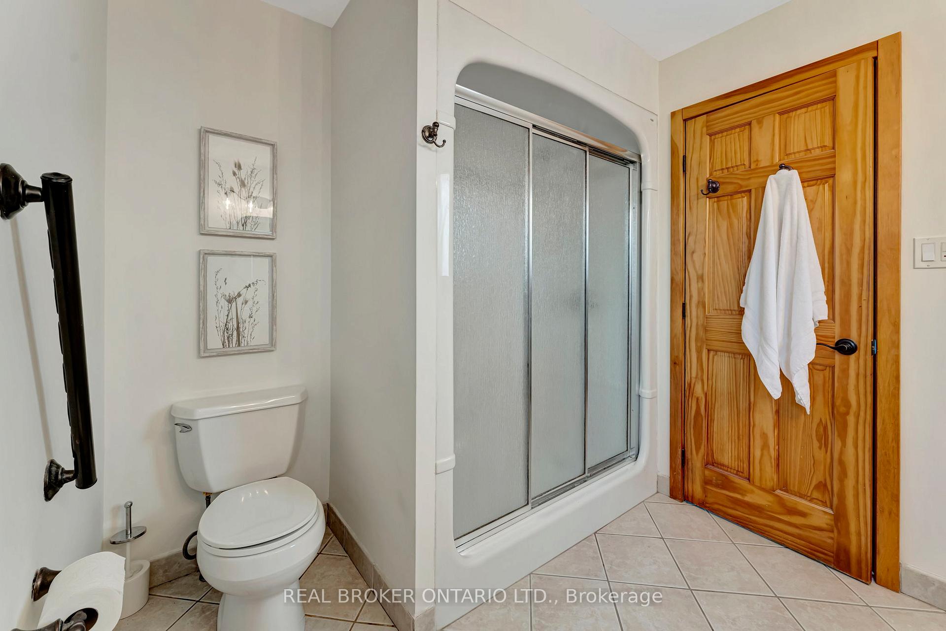 Photo 19 of 35 Josephine Drive, Hamilton, Barnstown — HOMEH
