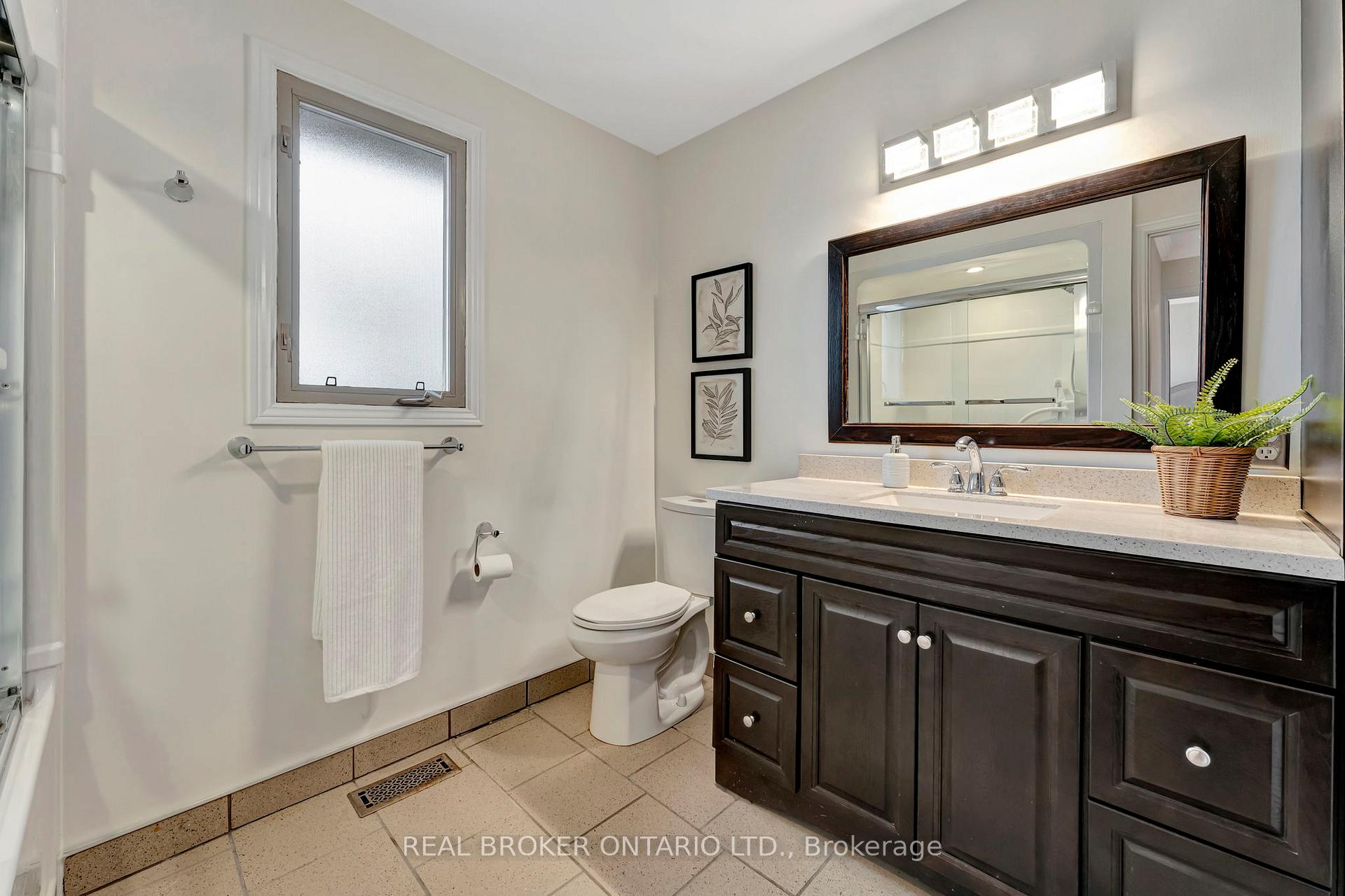Photo 22 of 35 Josephine Drive, Hamilton, Barnstown — HOMEH
