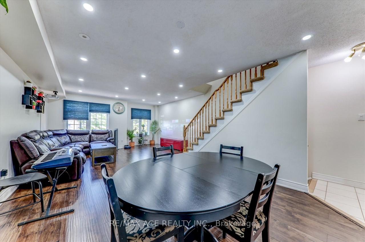 Photo 11 of Unit Main, 3 Blair Street, Toronto, O'Connor-Parkview — HOMEH