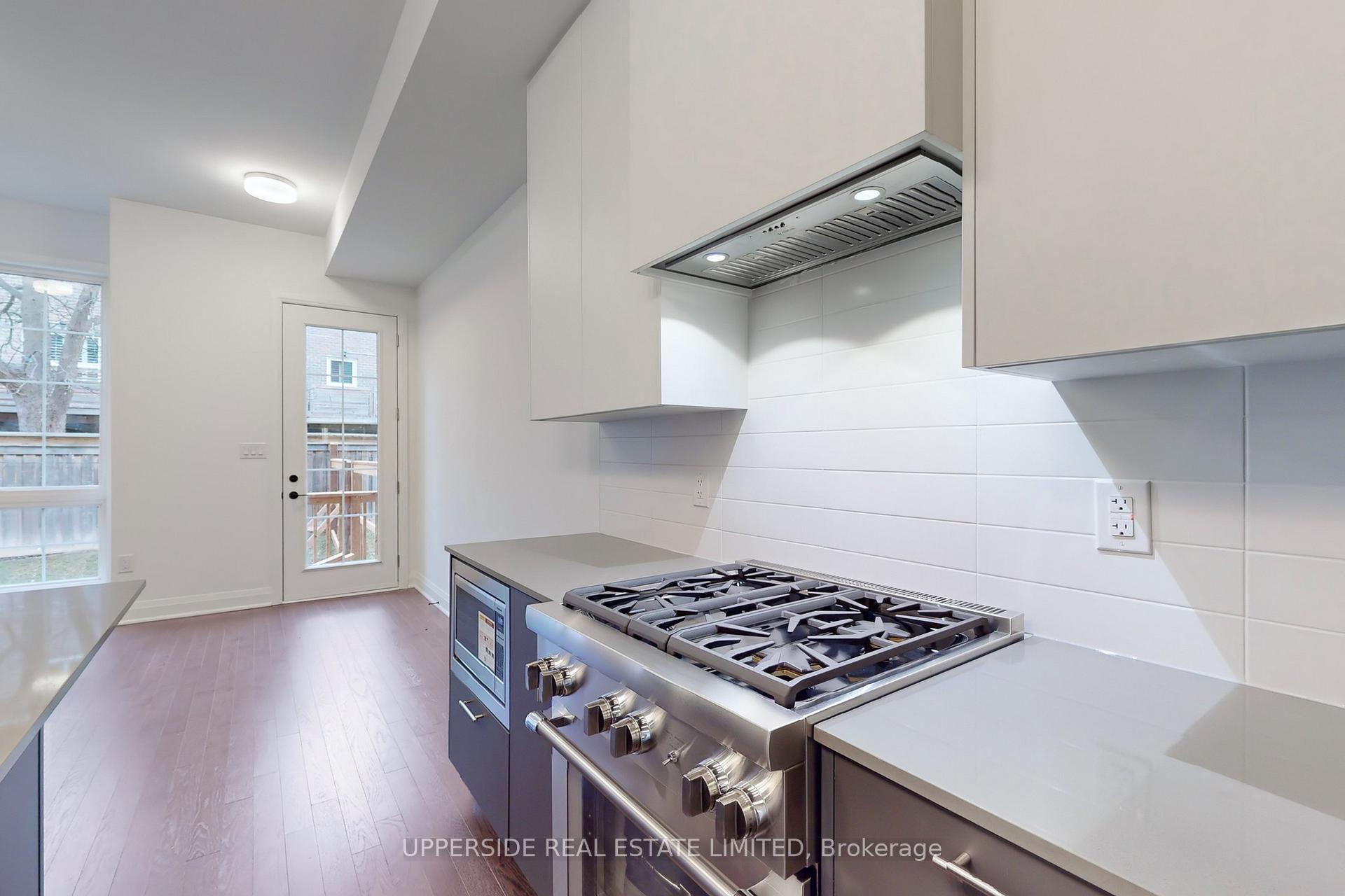 Photo 8 of Unit 141, 300 Atkinson Avenue, Vaughan, Uplands — HOMEH
