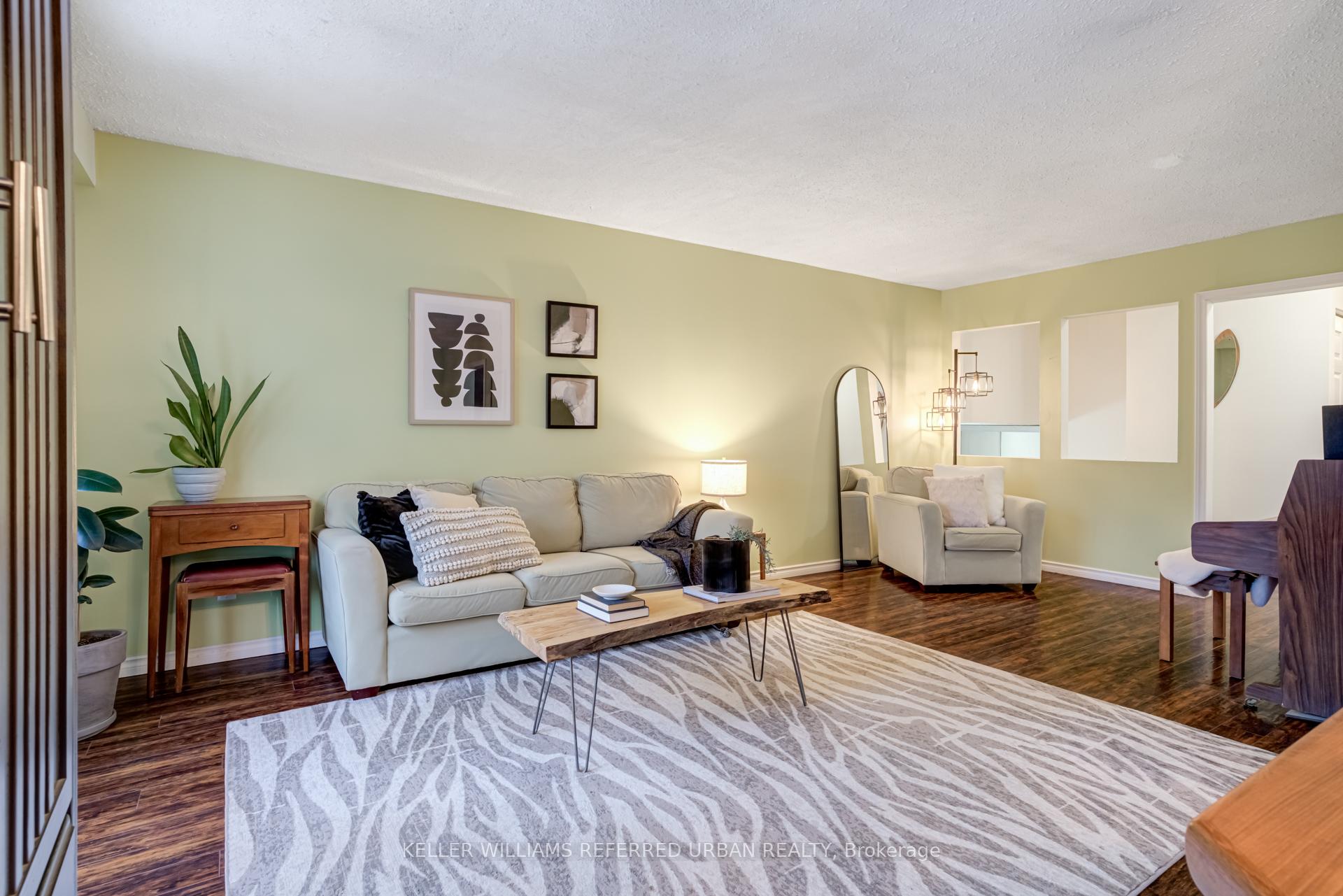 Photo 10 of 52 Beston Drive, Hamilton, Lisgar — HOMEH