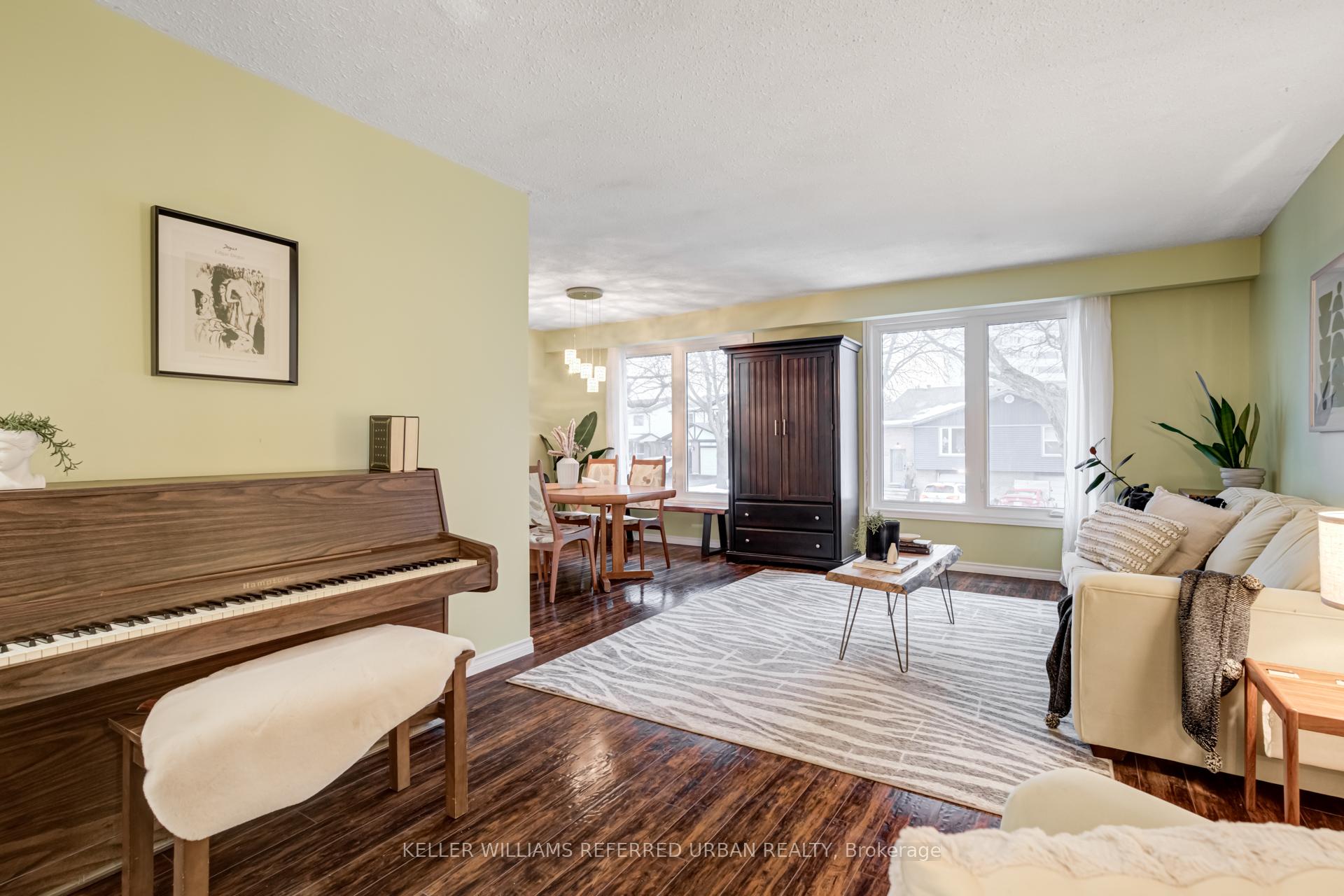 Photo 11 of 52 Beston Drive, Hamilton, Lisgar — HOMEH