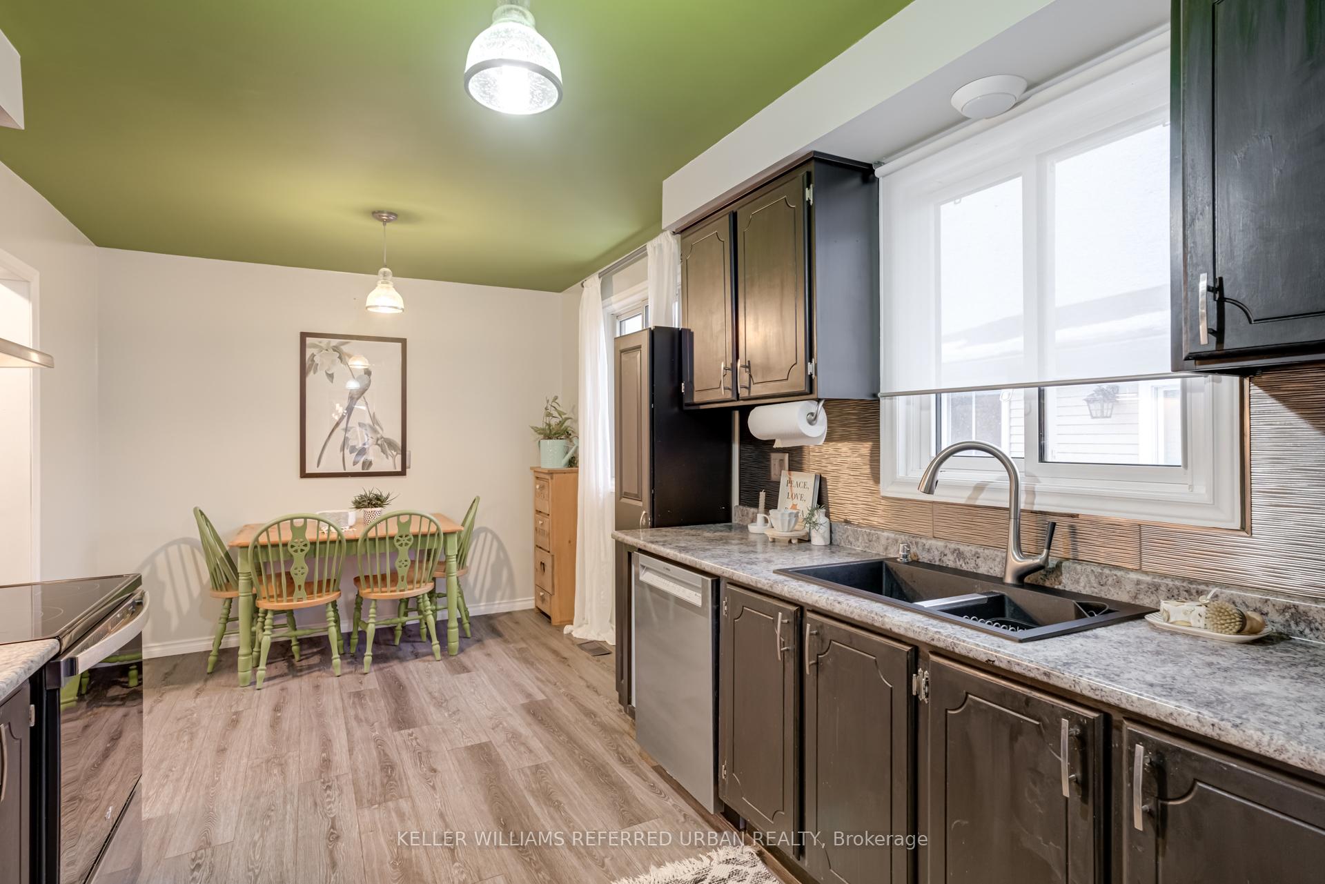 Photo 18 of 52 Beston Drive, Hamilton, Lisgar — HOMEH