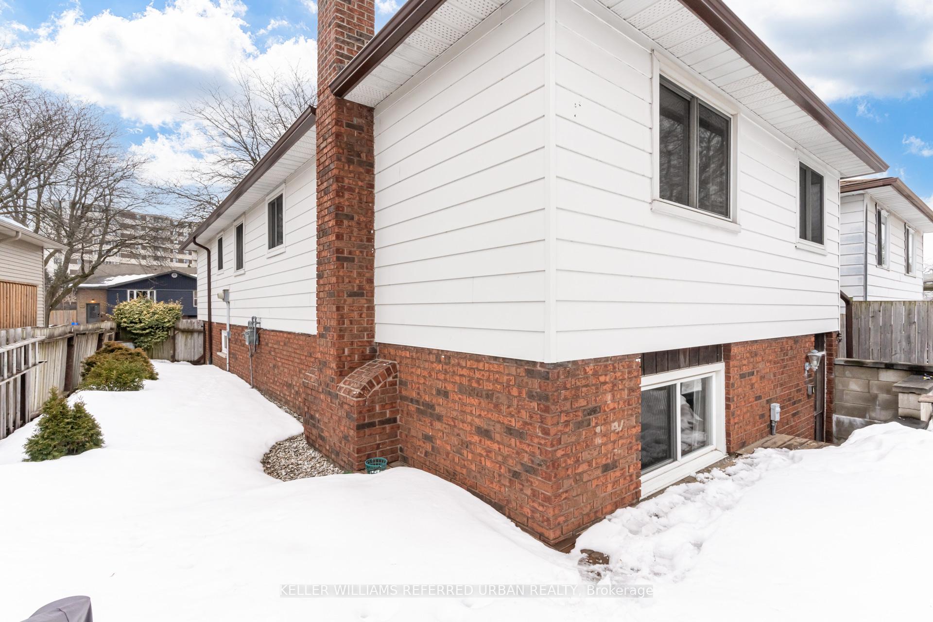 Photo 40 of 52 Beston Drive, Hamilton, Lisgar — HOMEH