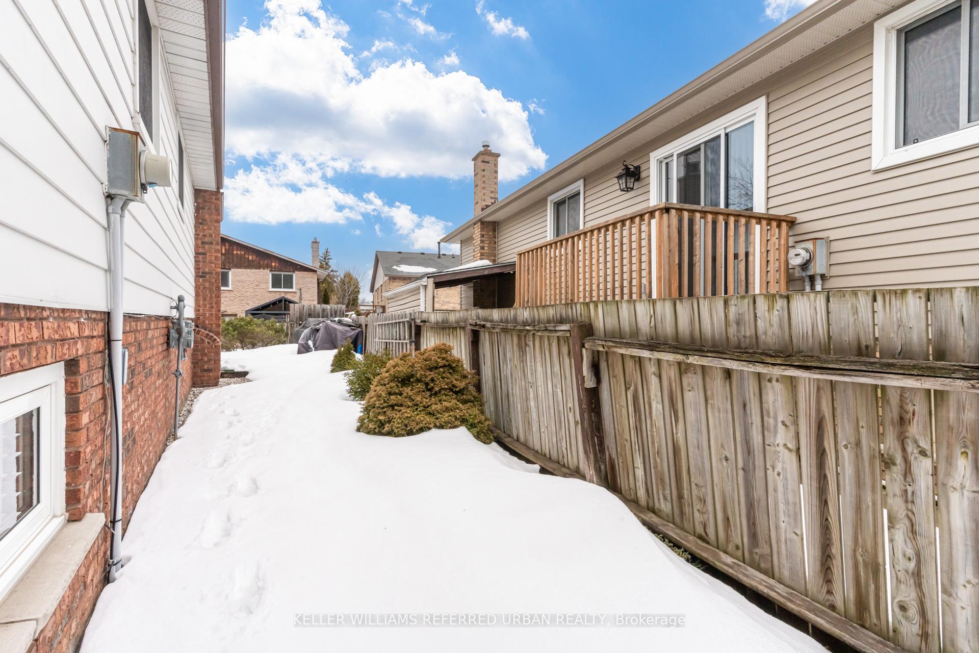 Photo 41 of 52 Beston Drive, Hamilton, Lisgar — HOMEH