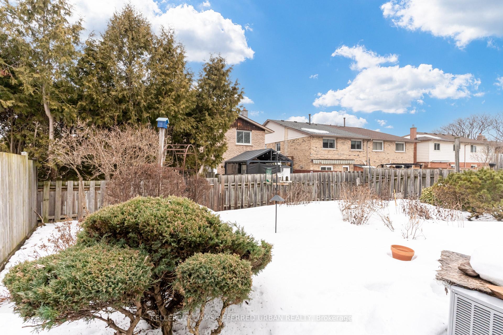 Photo 42 of 52 Beston Drive, Hamilton, Lisgar — HOMEH