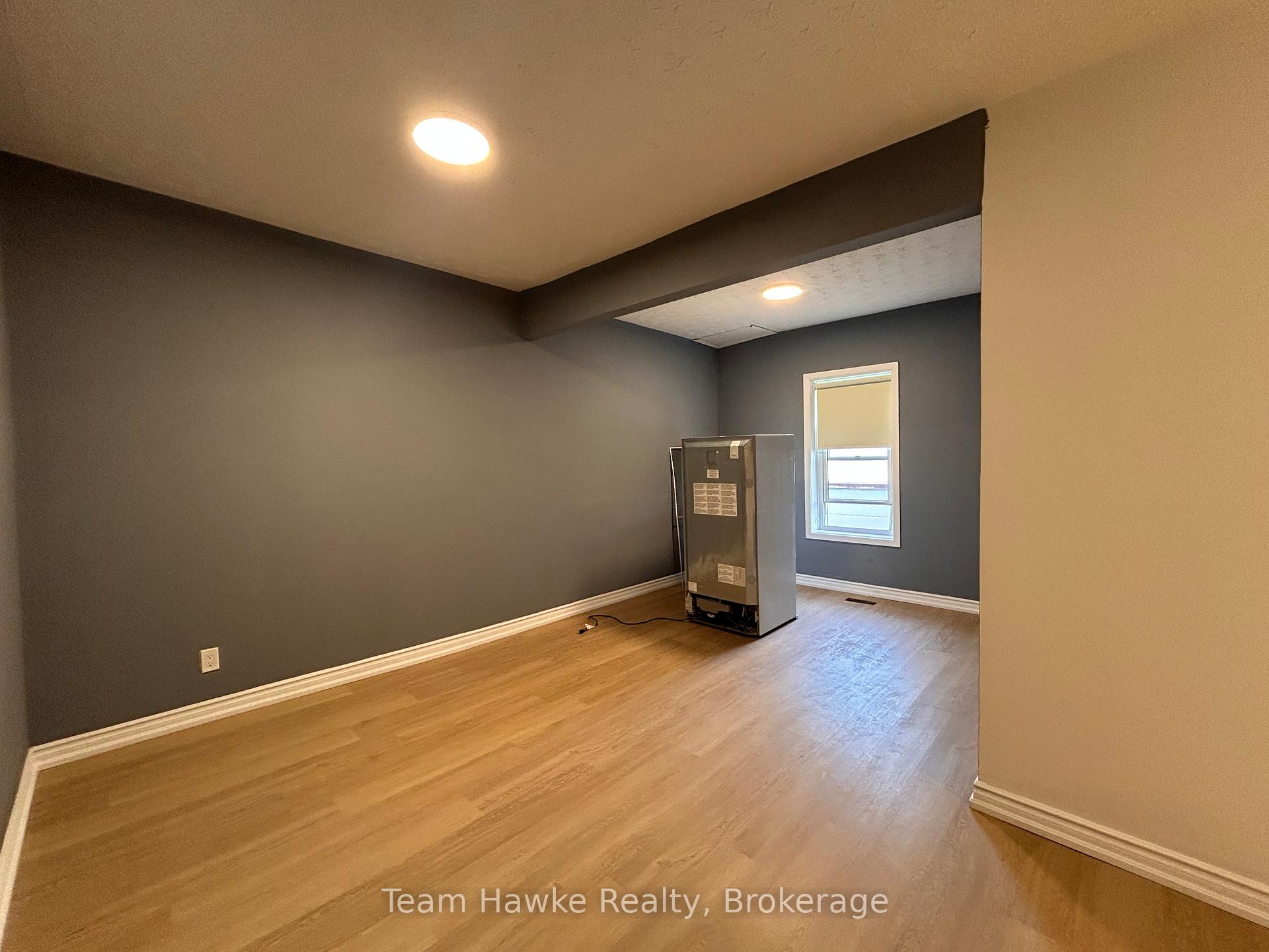 Photo 7 of Unit B2, 288 King Street, Midland — HOMEH
