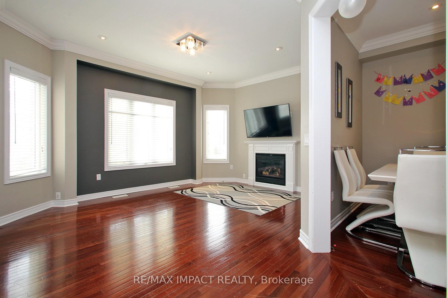 Photo 5 of 79 Frank Wheeler Avenue, Clarington, Courtice — HOMEH