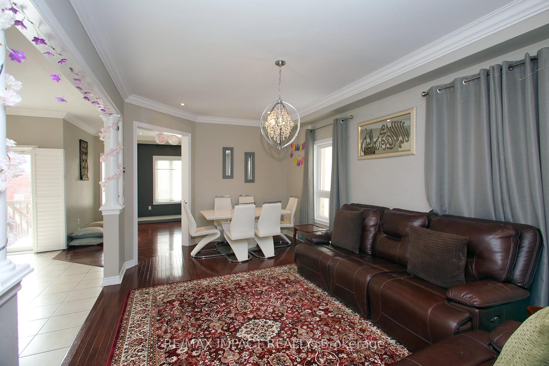 Photo 13 of 79 Frank Wheeler Avenue, Clarington, Courtice — HOMEH