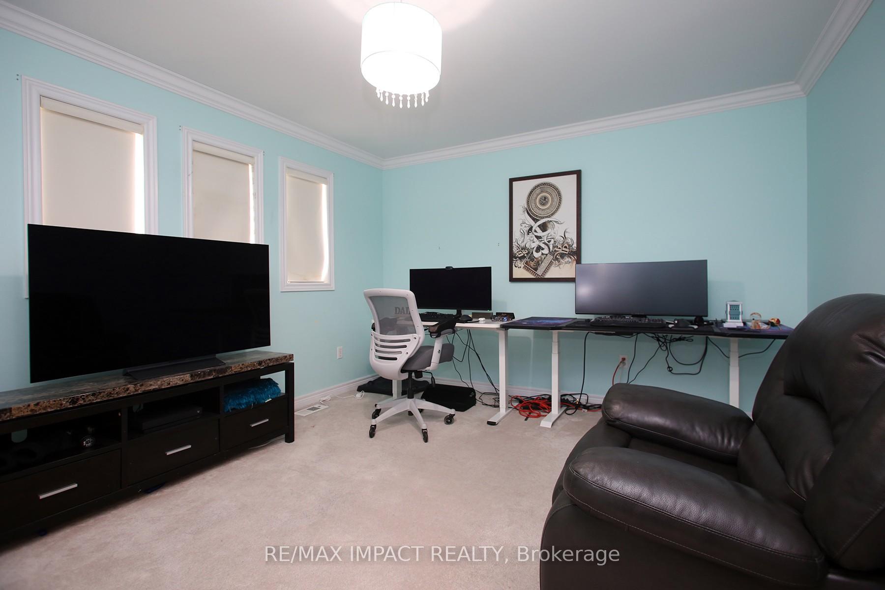 Photo 22 of 79 Frank Wheeler Avenue, Clarington, Courtice — HOMEH