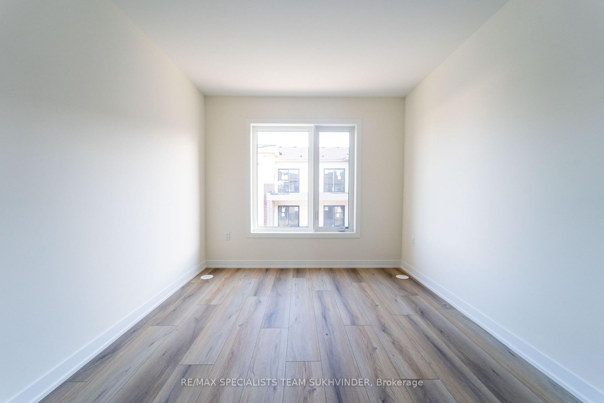Photo 15 of Unit 808, 1695 Dersan Street, Pickering, Duffin Heights — HOMEH