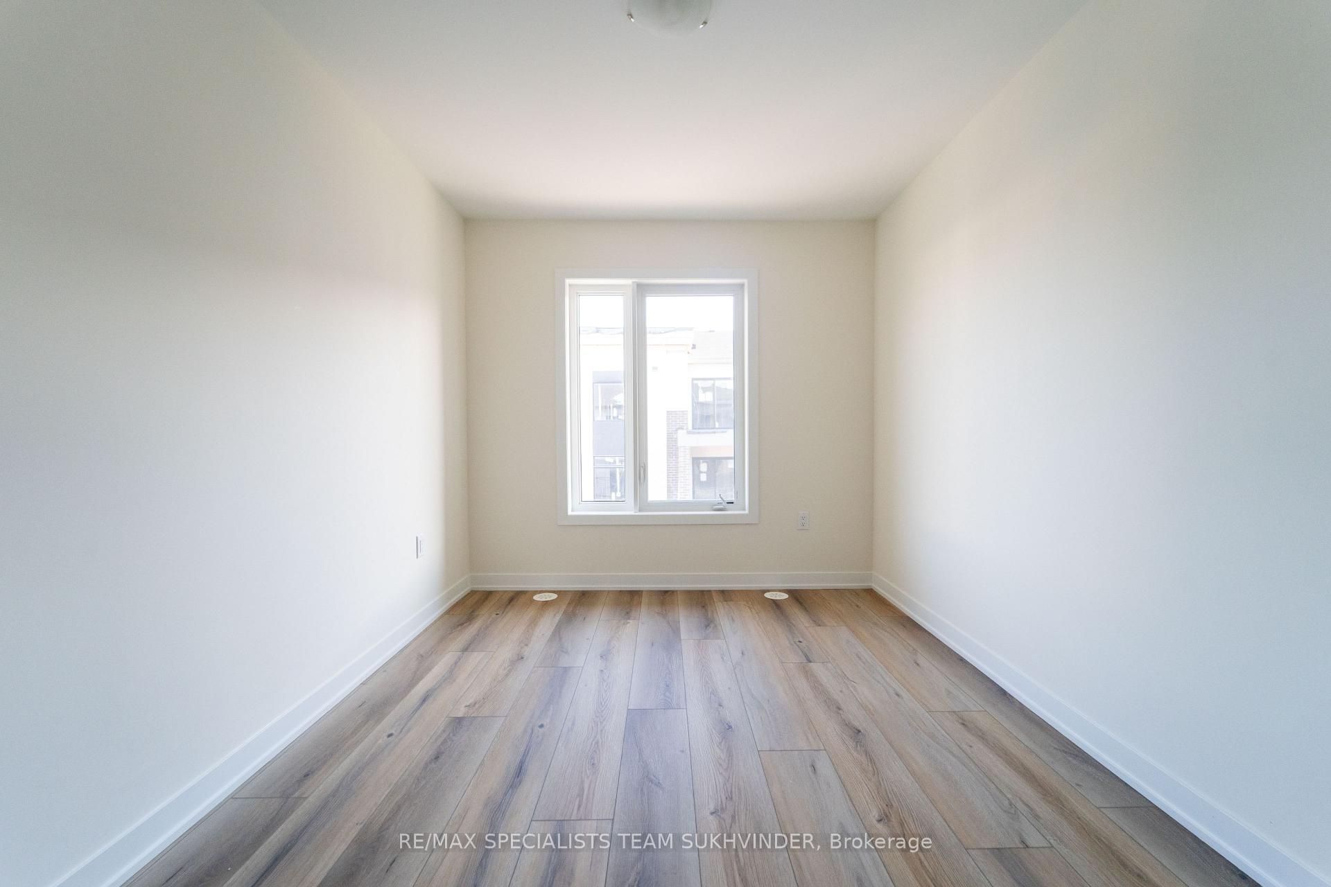Photo 16 of Unit 808, 1695 Dersan Street, Pickering, Duffin Heights — HOMEH