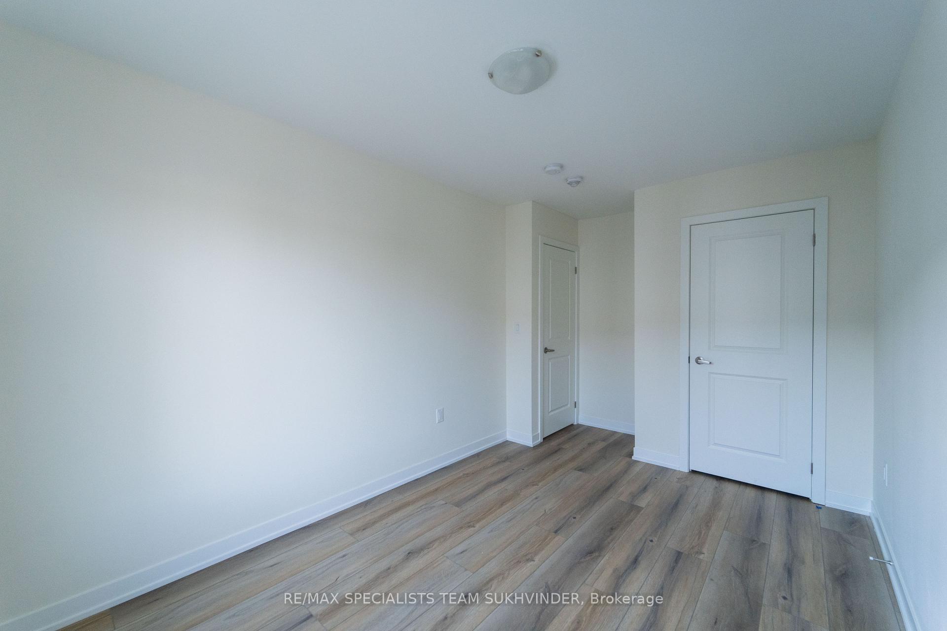 Photo 18 of Unit 808, 1695 Dersan Street, Pickering, Duffin Heights — HOMEH