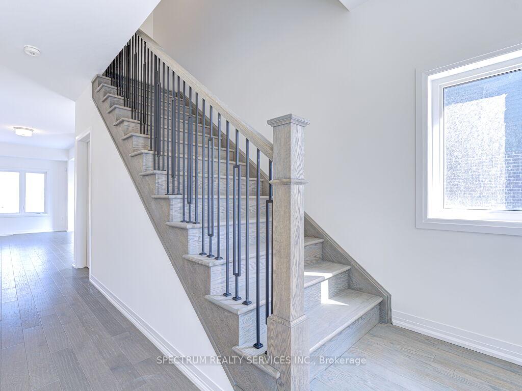 Photo 4 of 45 George Brier Drive E, Brant, Paris — HOMEH