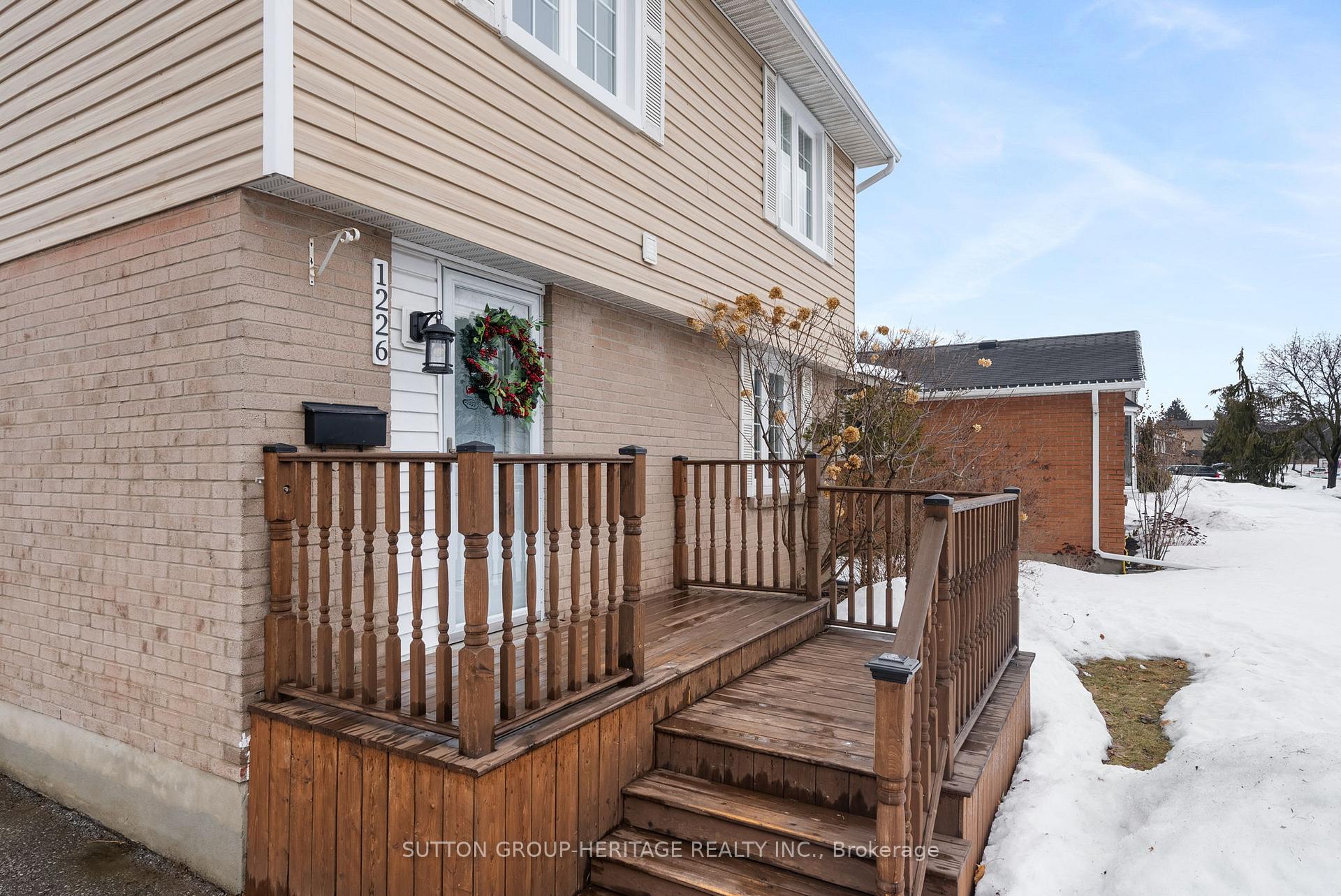 Photo 4 of 1226 Trowbridge Drive, Oshawa, Centennial — HOMEH