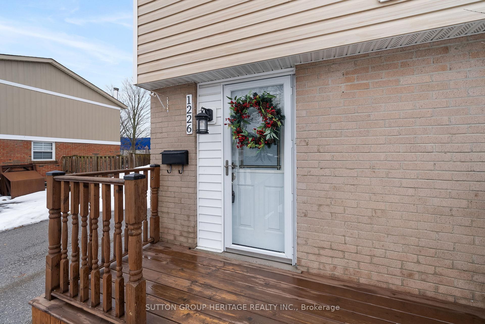 Photo 5 of 1226 Trowbridge Drive, Oshawa, Centennial — HOMEH