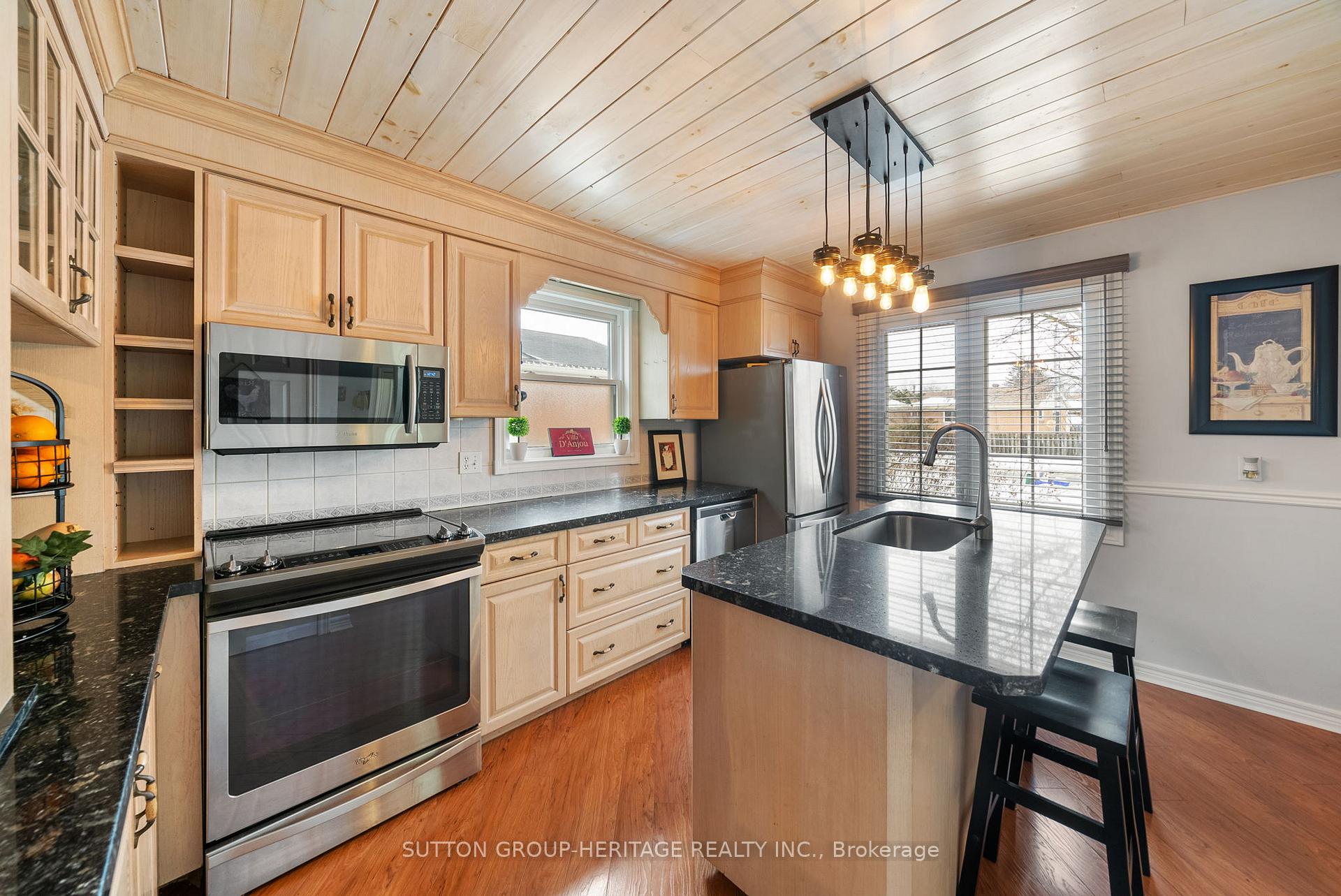 Photo 9 of 1226 Trowbridge Drive, Oshawa, Centennial — HOMEH