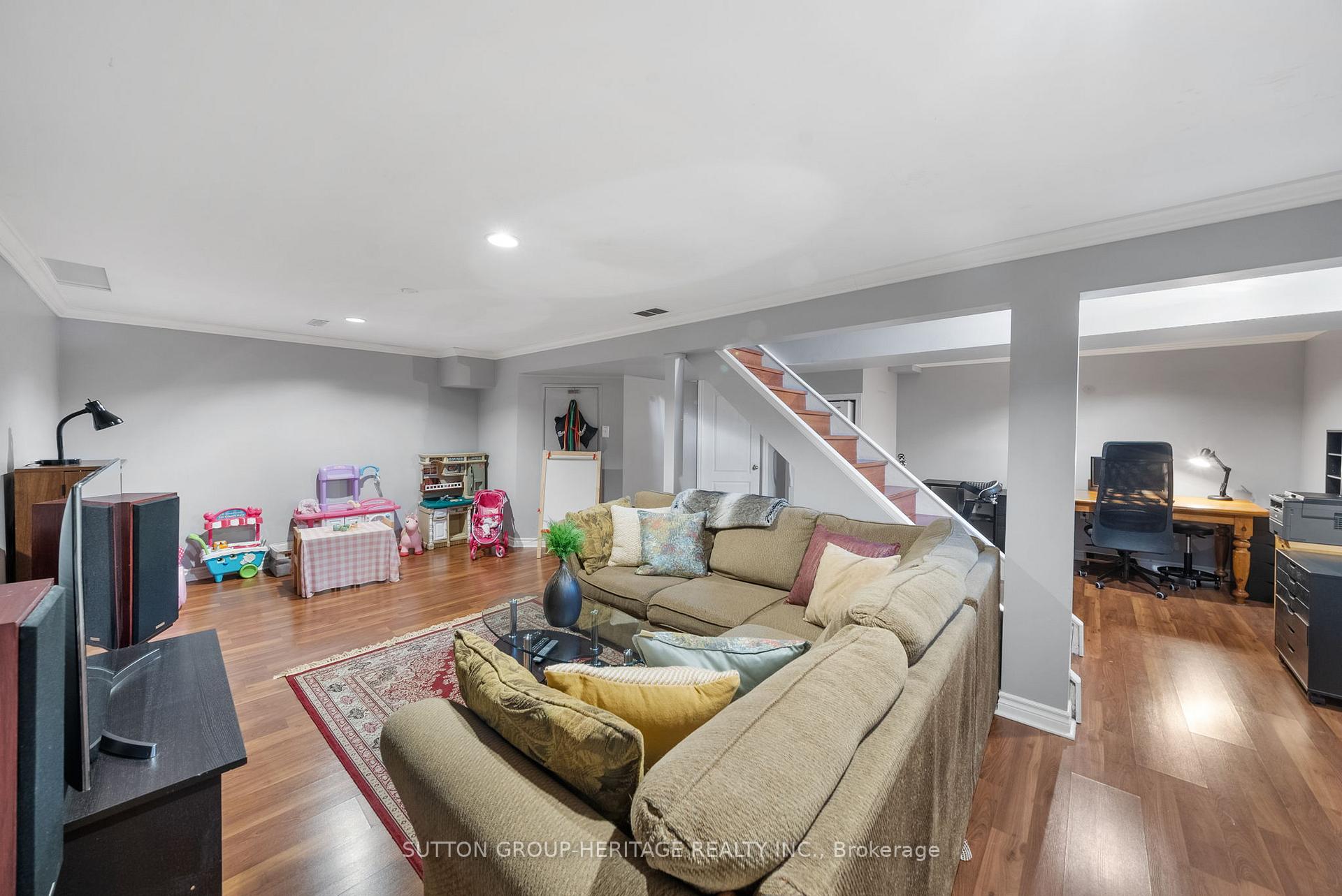 Photo 34 of 1226 Trowbridge Drive, Oshawa, Centennial — HOMEH