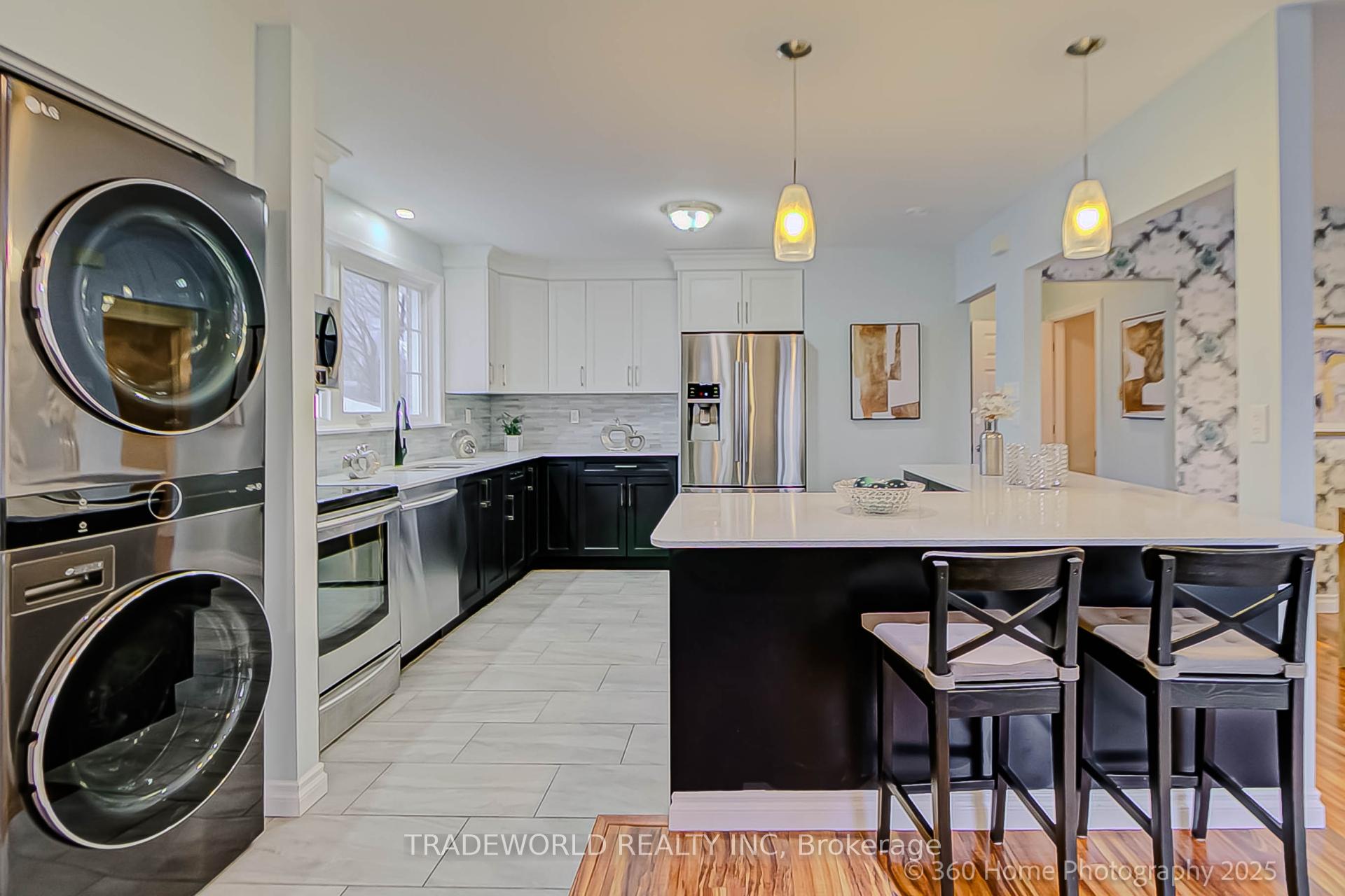 Photo 12 of 862 West Shore Boulevard, Pickering, West Shore — HOMEH