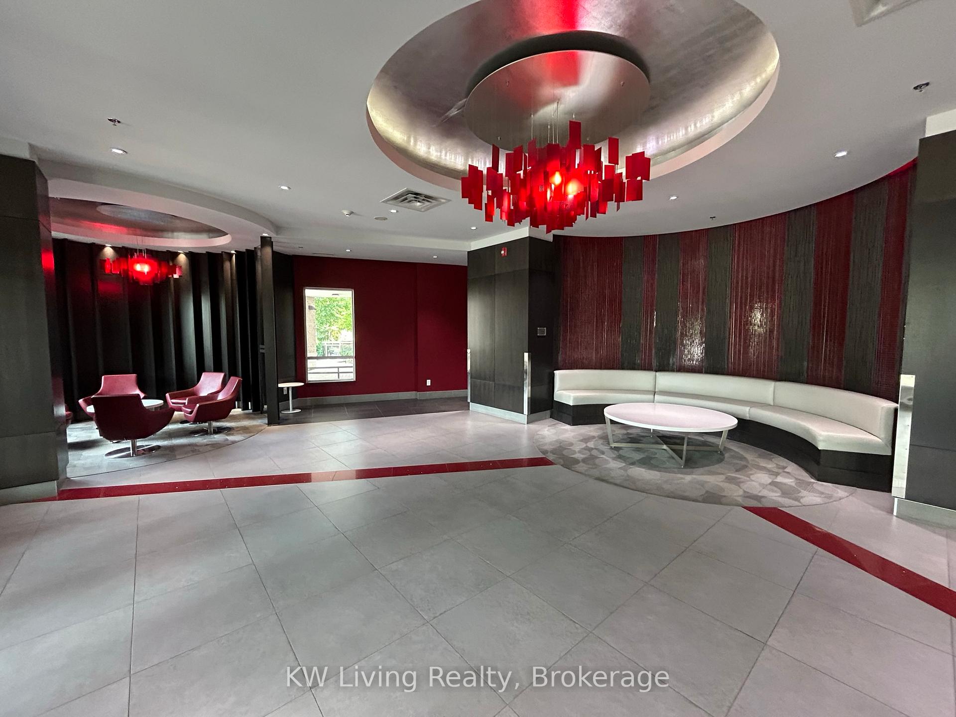 Photo 2 of Unit 532, 540 Bur Oak Avenue, Markham, Berczy — HOMEH