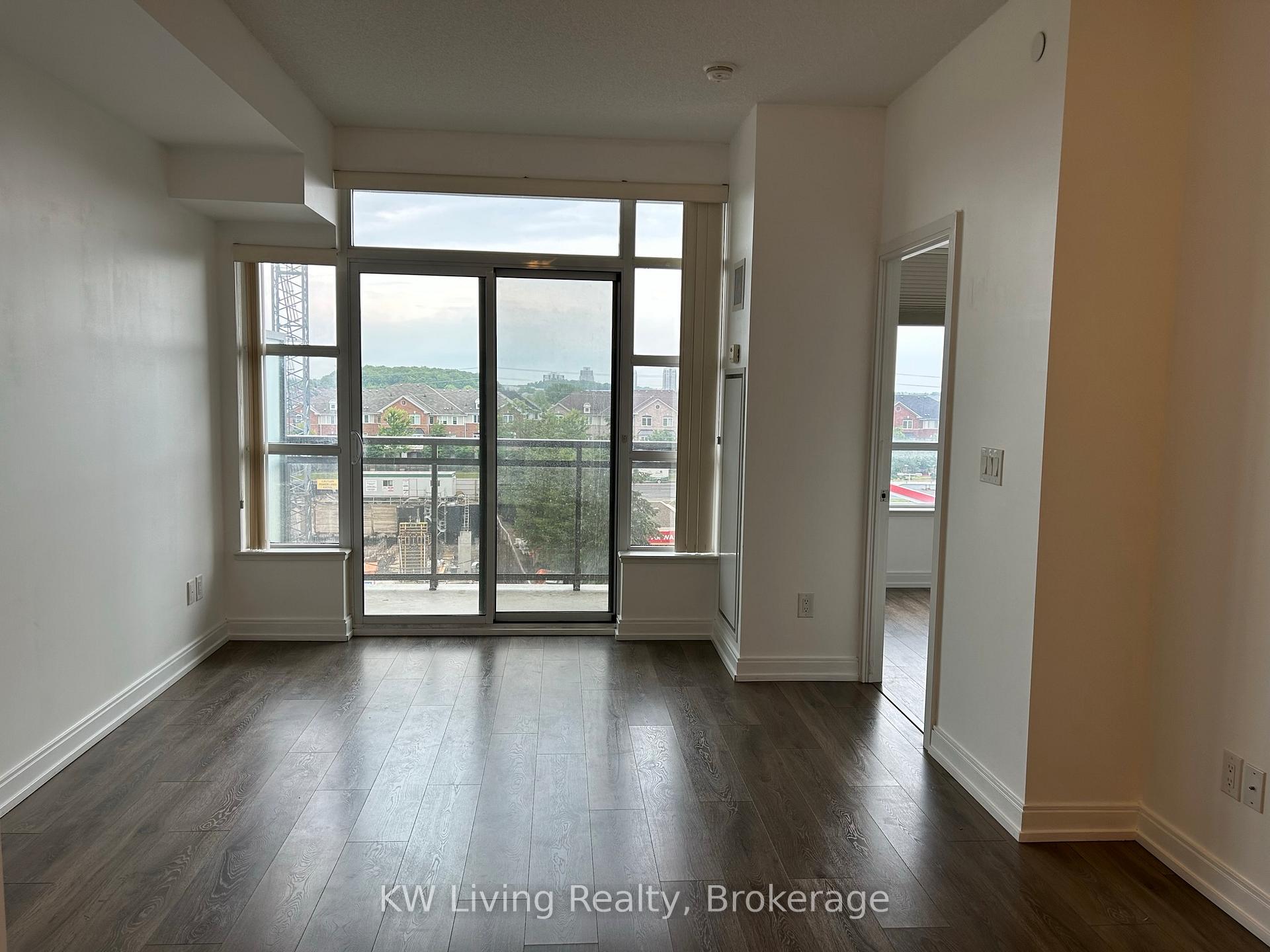 Photo 12 of Unit 532, 540 Bur Oak Avenue, Markham, Berczy — HOMEH
