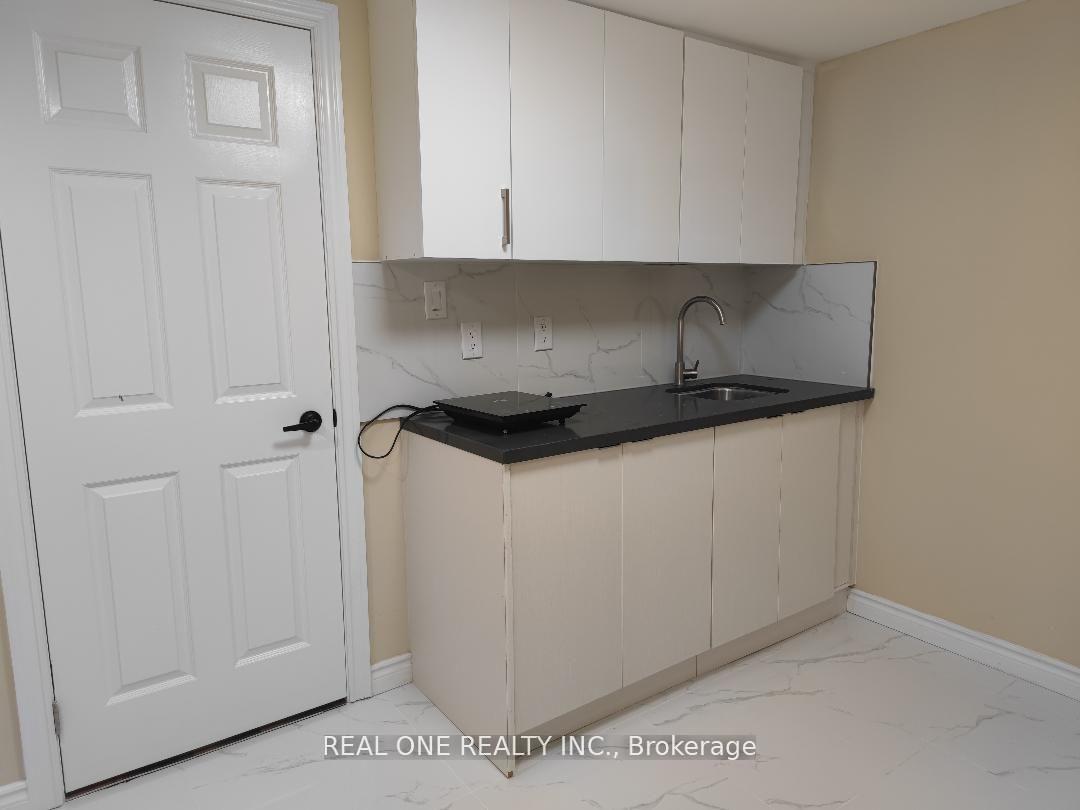 Photo 9 of Unit Bsmt A, 83 Marion Crescent, Markham, Raymerville — HOMEH