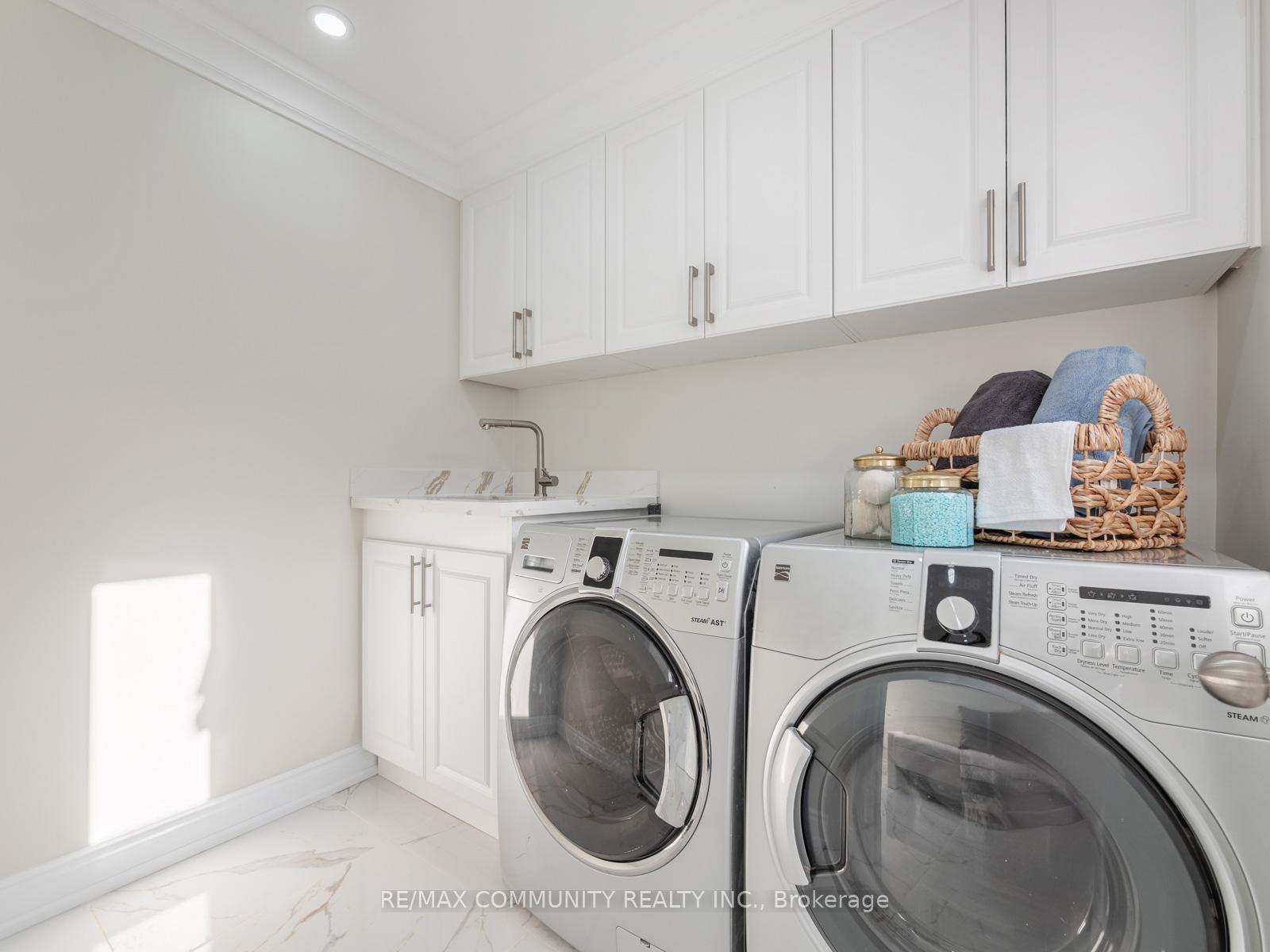Photo 16 of 542 McLeod Crescent, Pickering, Rosebank — HOMEH