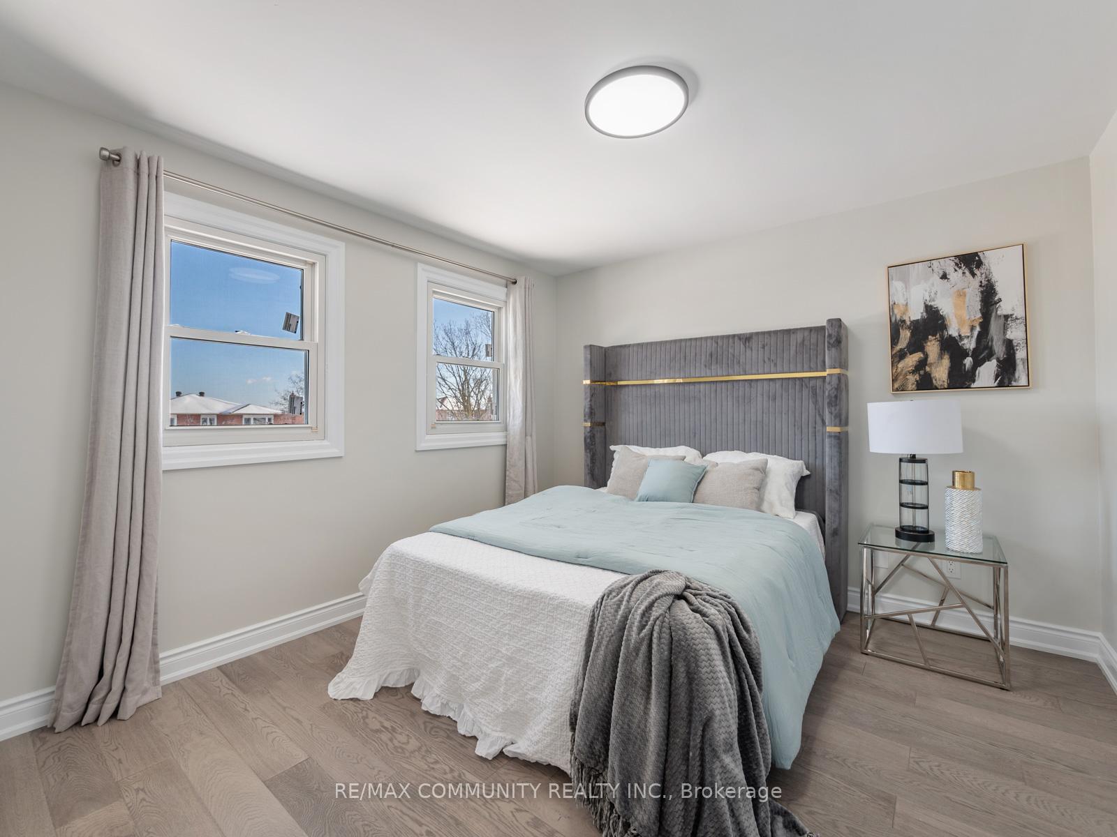 Photo 20 of 542 McLeod Crescent, Pickering, Rosebank — HOMEH