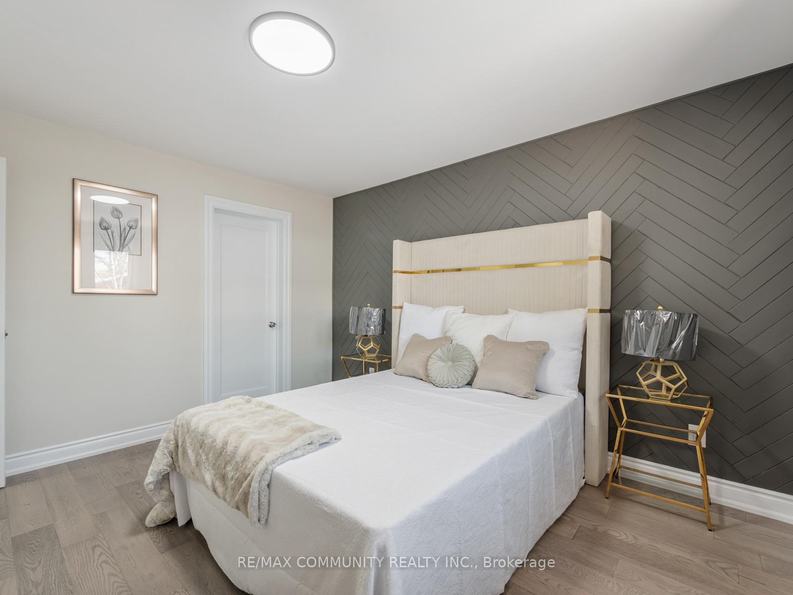 Photo 22 of 542 McLeod Crescent, Pickering, Rosebank — HOMEH