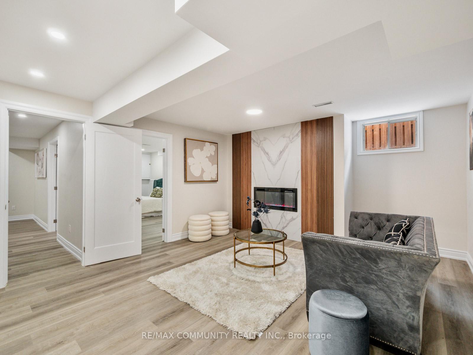 Photo 31 of 542 McLeod Crescent, Pickering, Rosebank — HOMEH