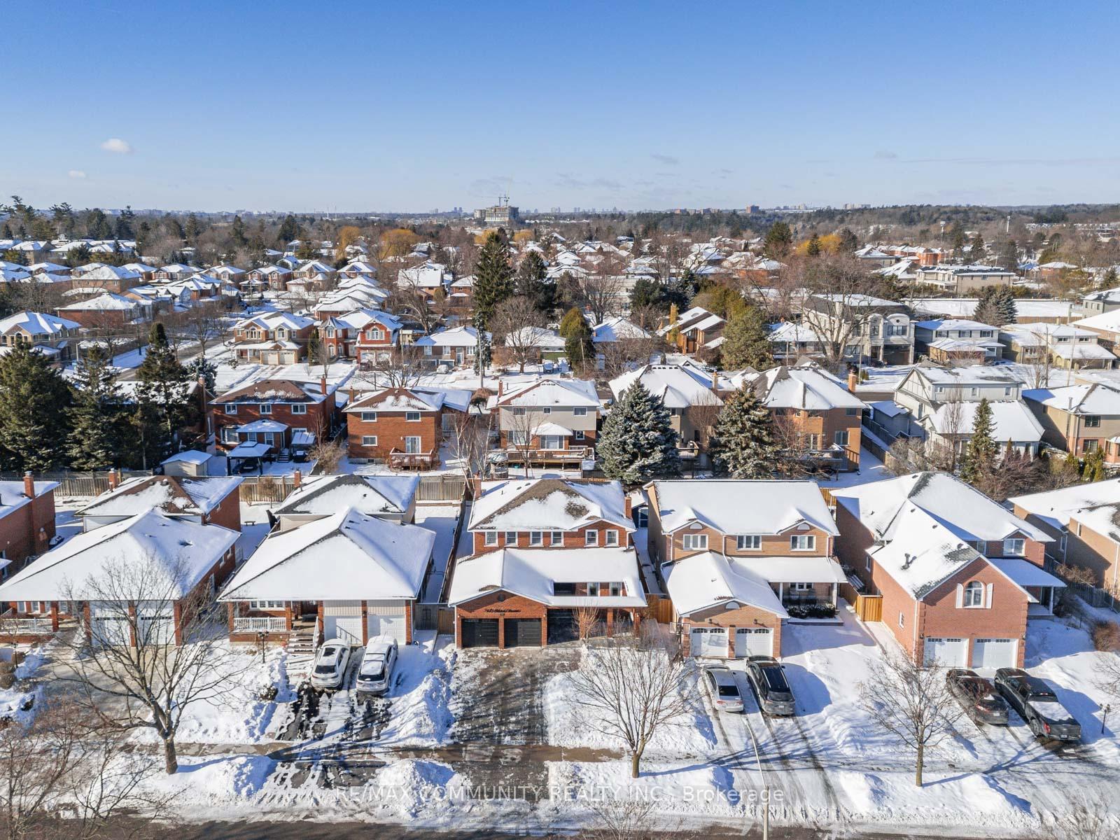 Photo 39 of 542 McLeod Crescent, Pickering, Rosebank — HOMEH