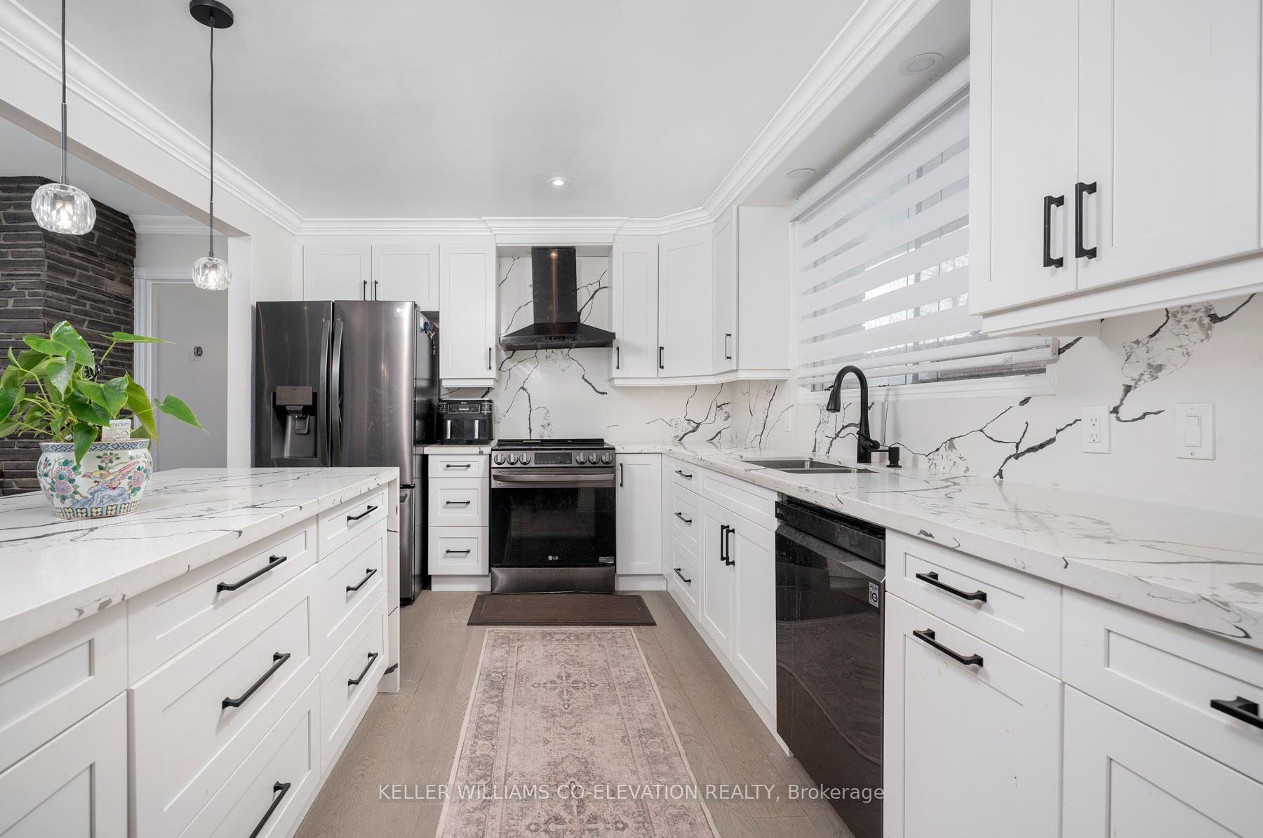 Photo 6 of 487 Arnhem Drive, Oshawa, O'Neill — HOMEH