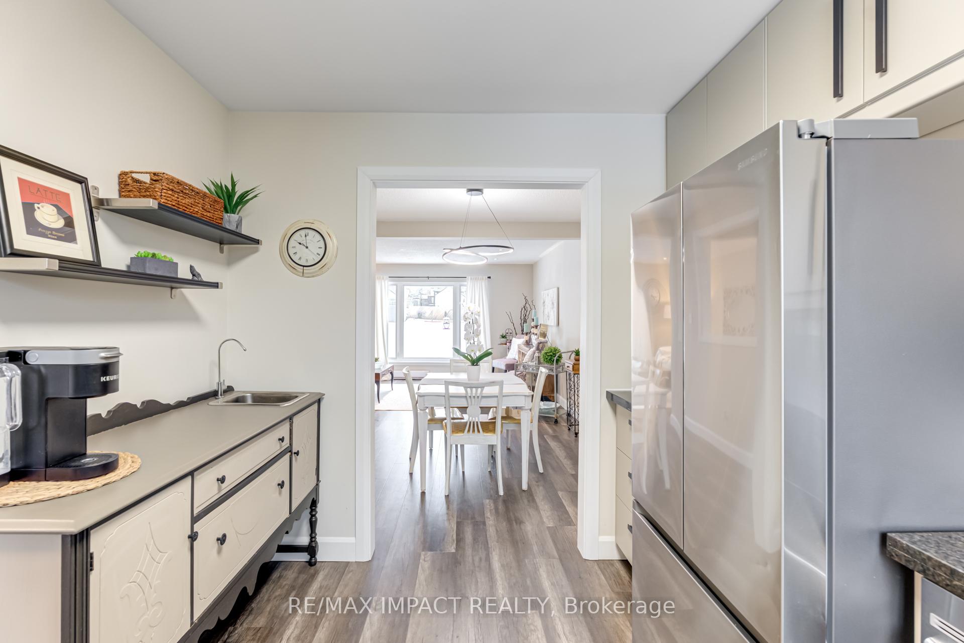 Photo 10 of 334 Chaleur Avenue, Oshawa, Lakeview — HOMEH