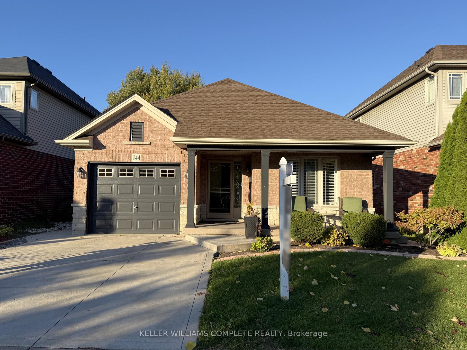 Photo 1 of 144 Sumner Crescent, Grimsby, Grimsby Beach — HOMEH