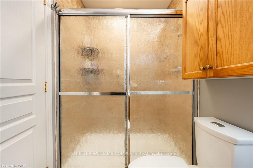 Photo 13 of 144 Sumner Crescent, Grimsby, Grimsby Beach — HOMEH
