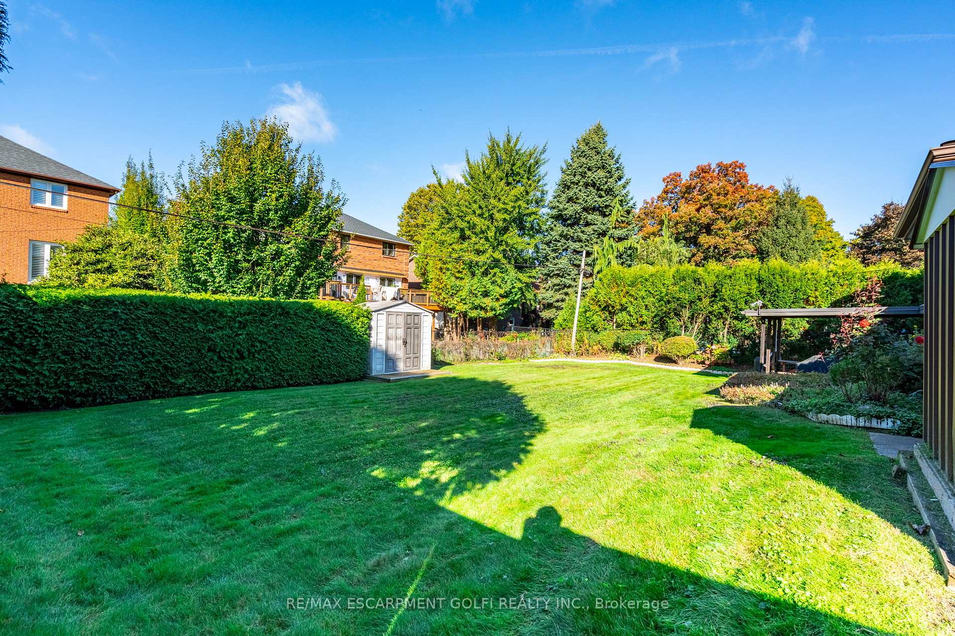 Photo 5 of 236 Nakoma Road, Hamilton, Ancaster — HOMEH
