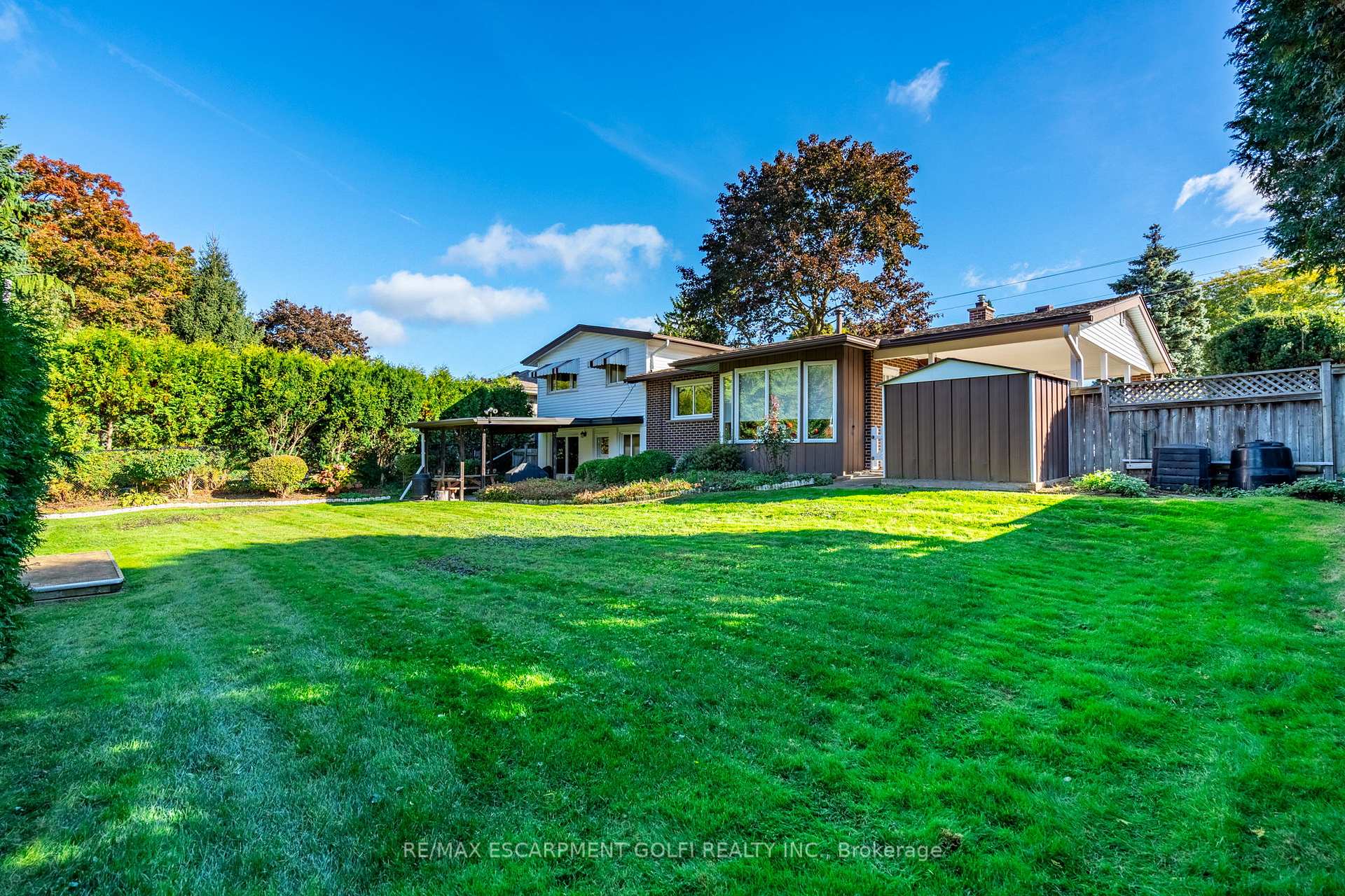 Photo 7 of 236 Nakoma Road, Hamilton, Ancaster — HOMEH