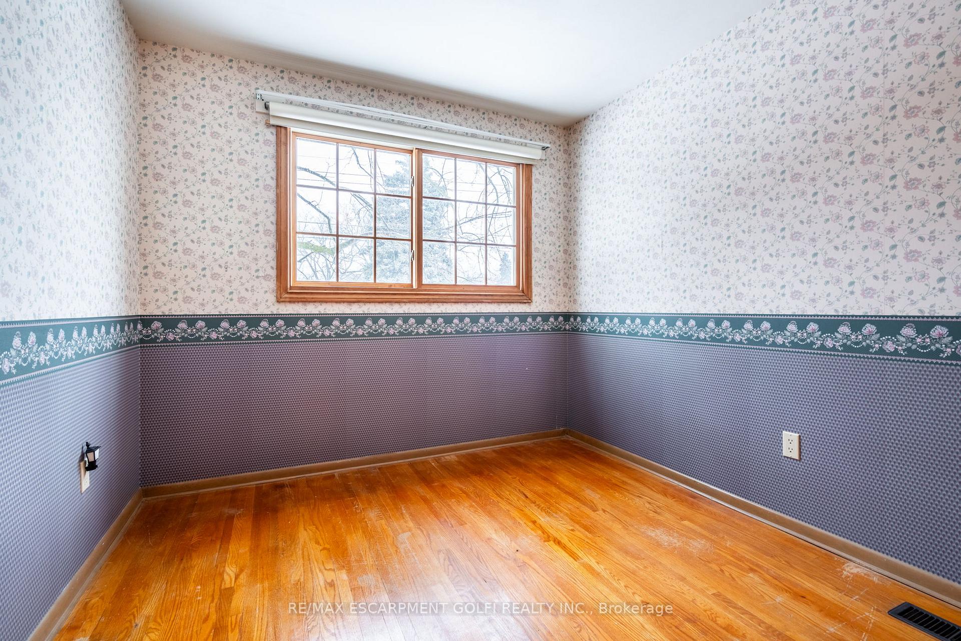 Photo 17 of 236 Nakoma Road, Hamilton, Ancaster — HOMEH