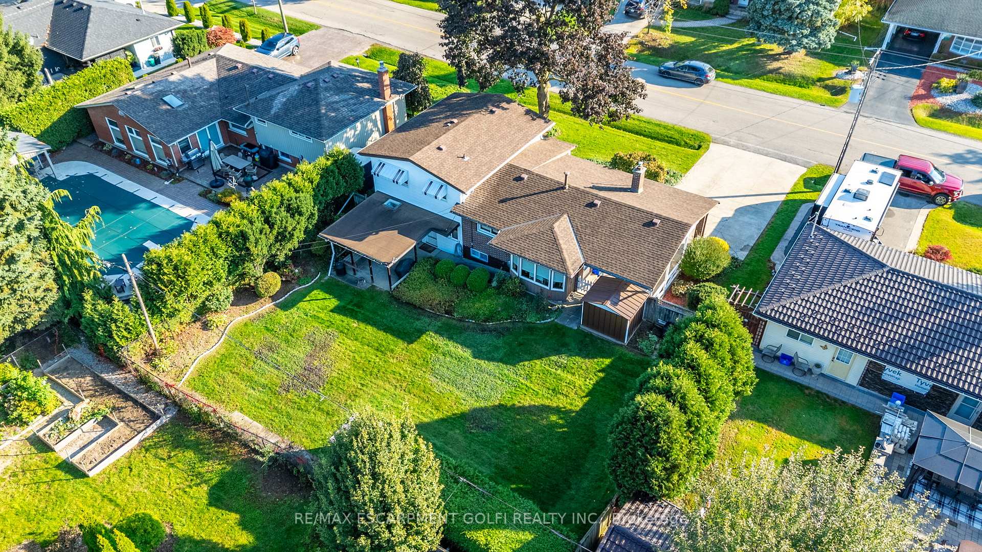 Photo 24 of 236 Nakoma Road, Hamilton, Ancaster — HOMEH