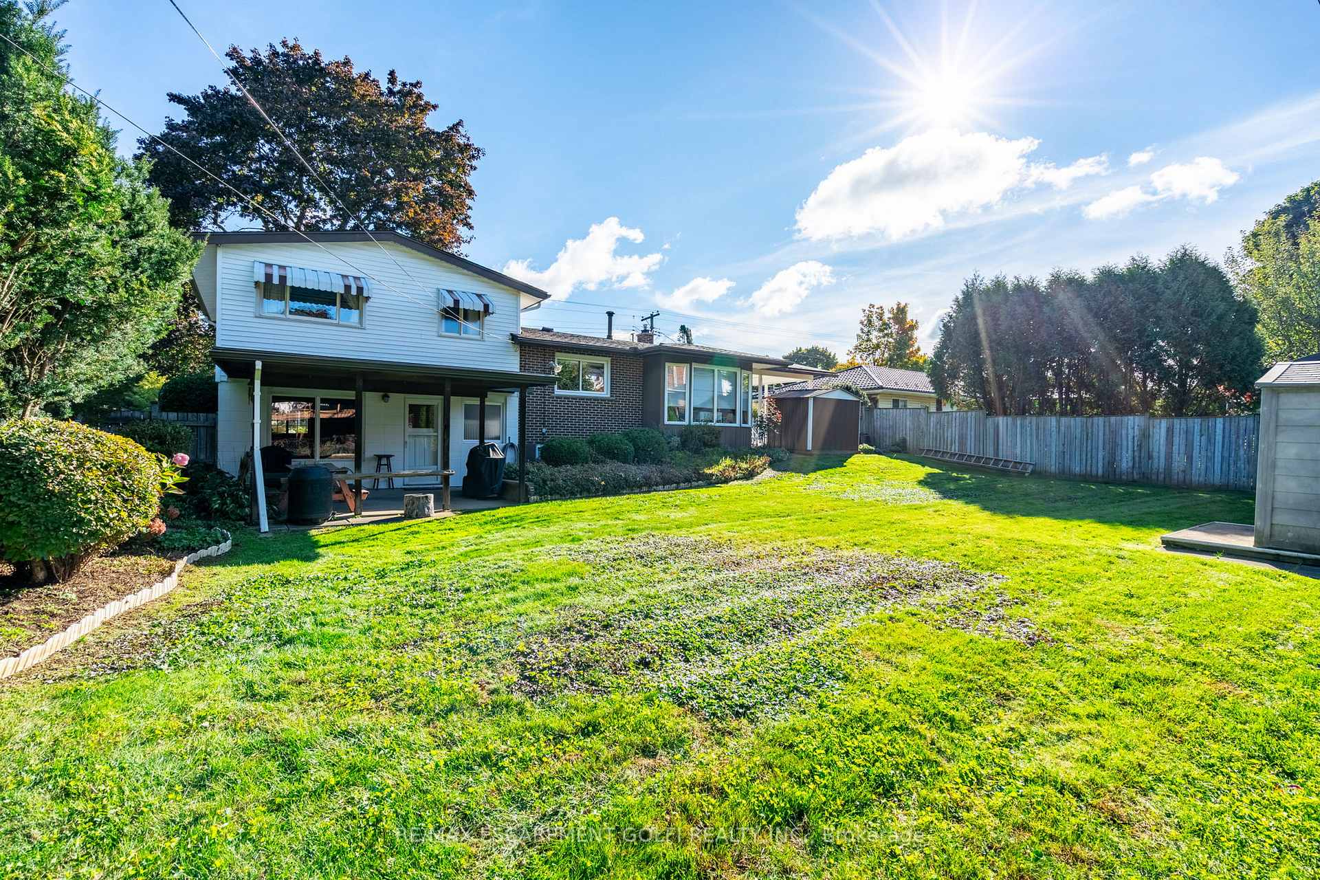 Photo 27 of 236 Nakoma Road, Hamilton, Ancaster — HOMEH
