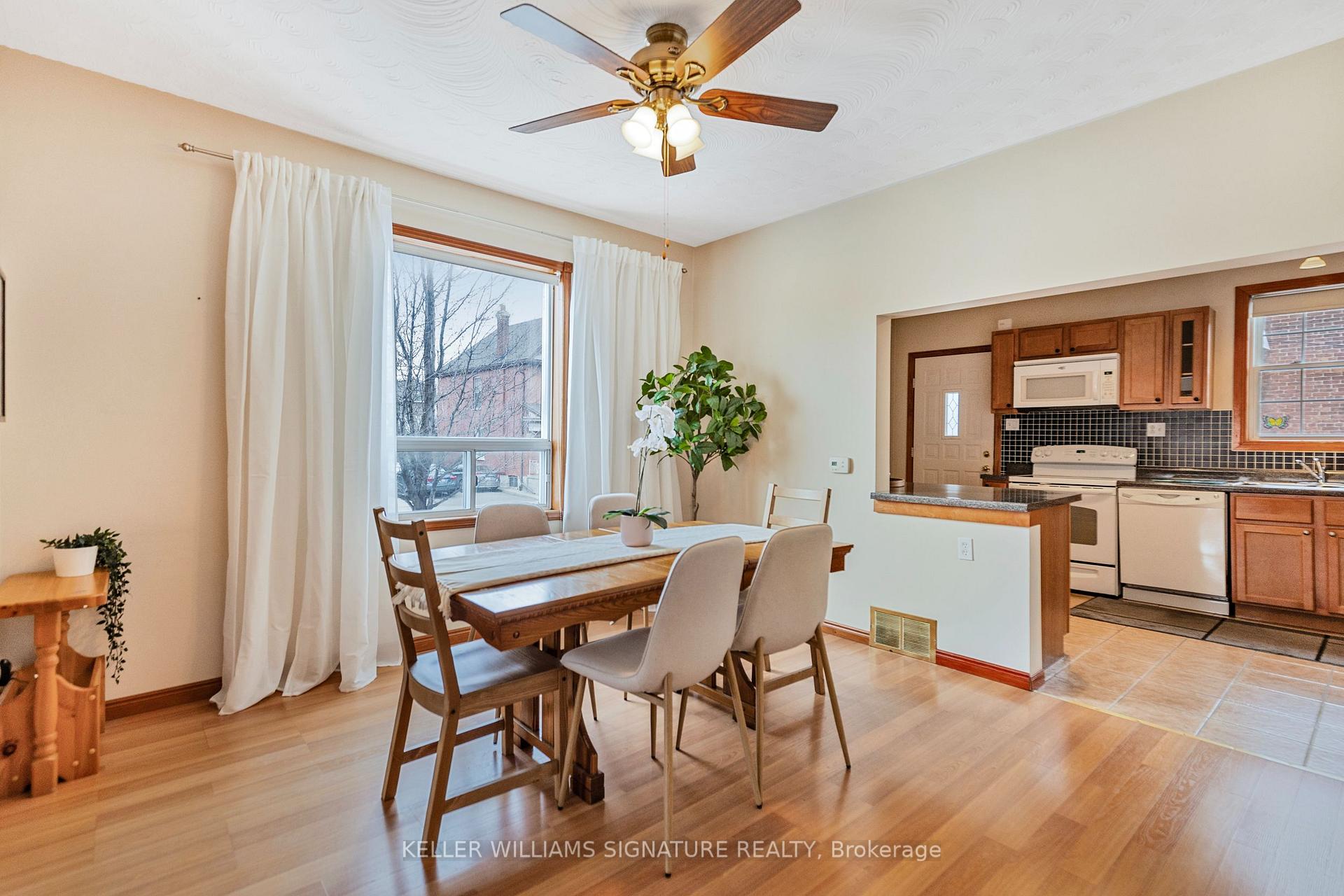 Photo 24 of 54 Sherman Avenue N, Hamilton, Stipley — HOMEH